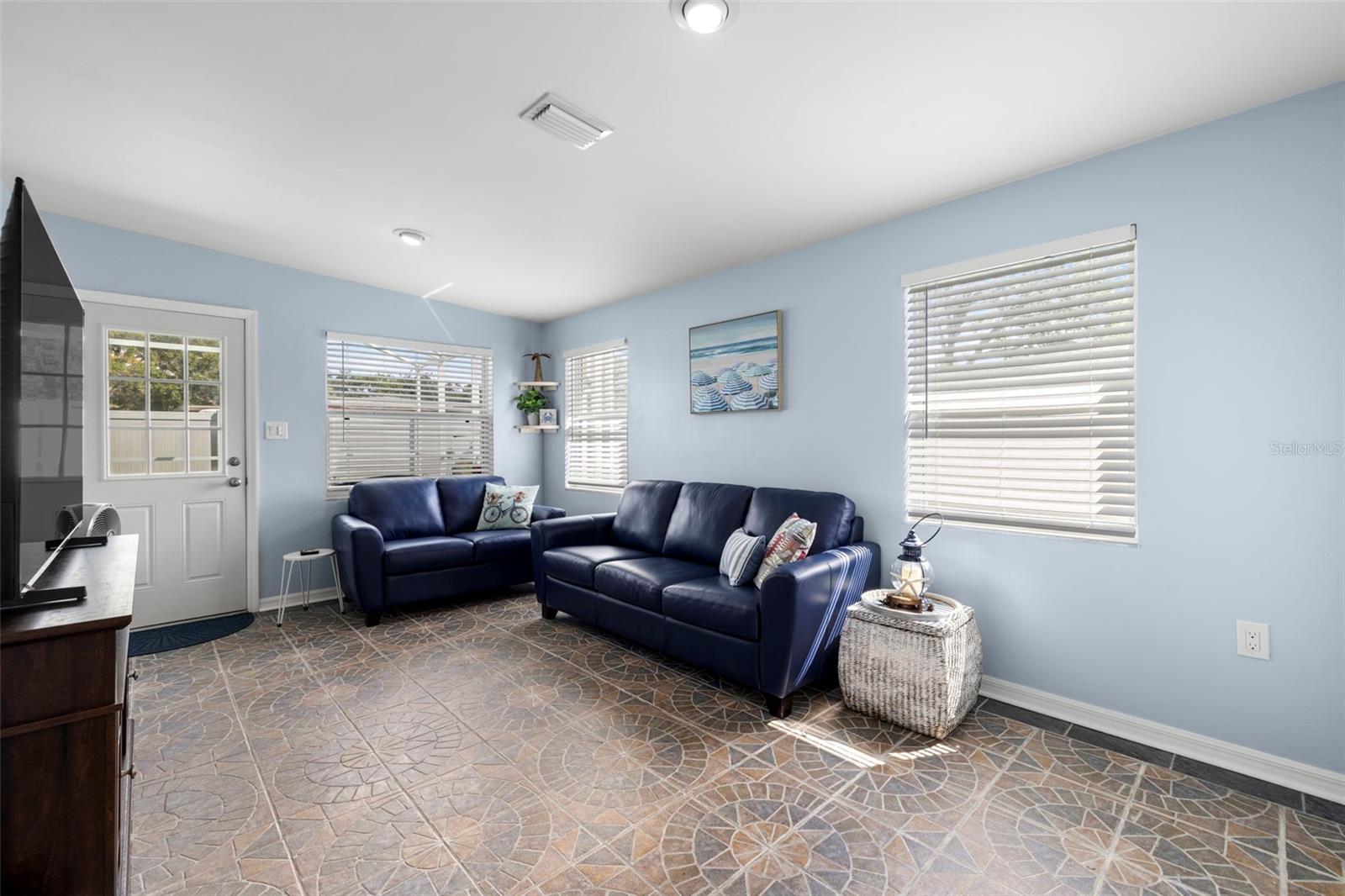 Image 13 of 59 For 2479 Baywood Drive E