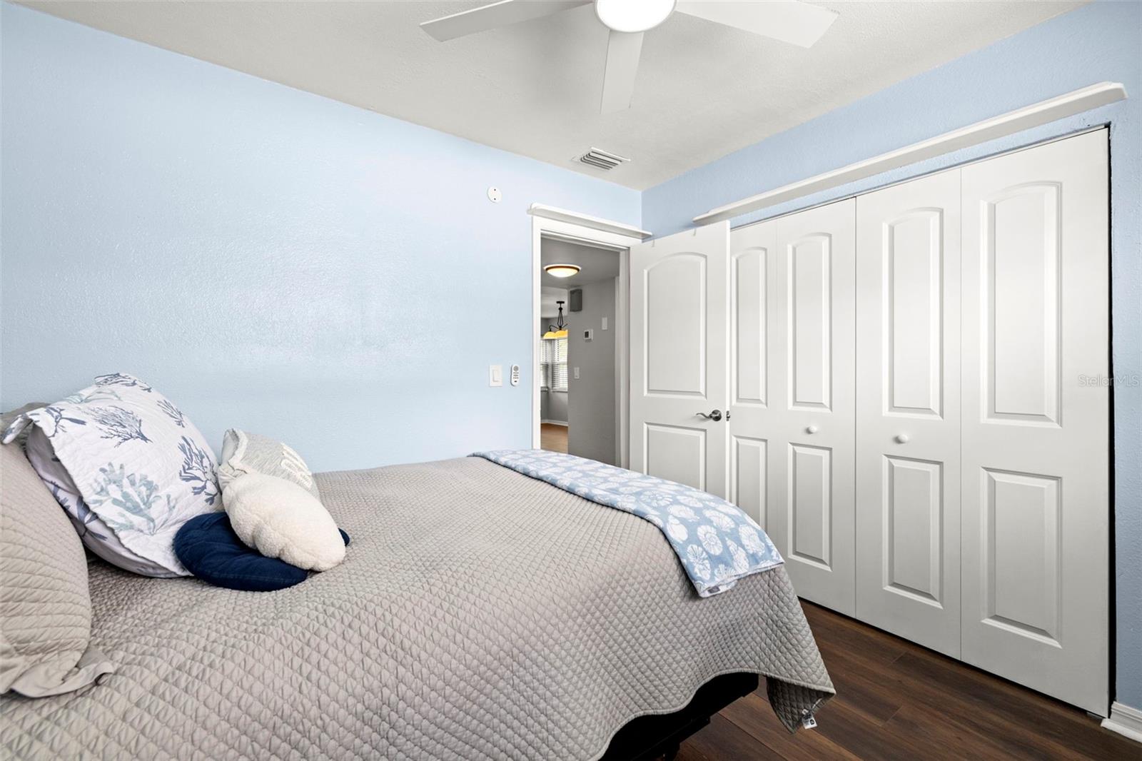 Image 18 of 59 For 2479 Baywood Drive E