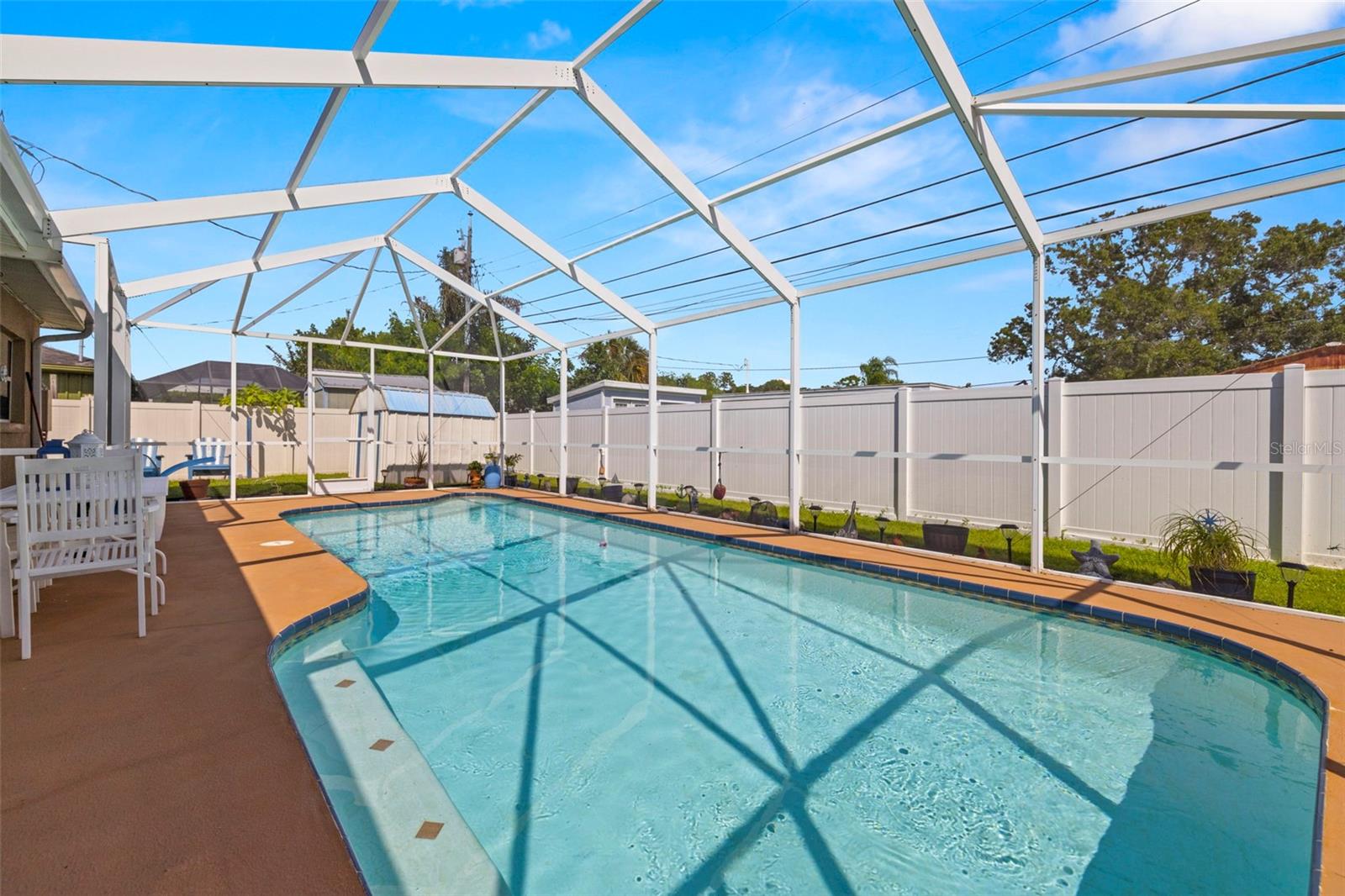 Image 24 of 59 For 2479 Baywood Drive E