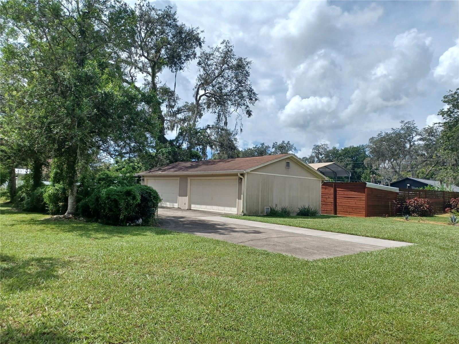 Image 5 of 26 For 4323 5th Street