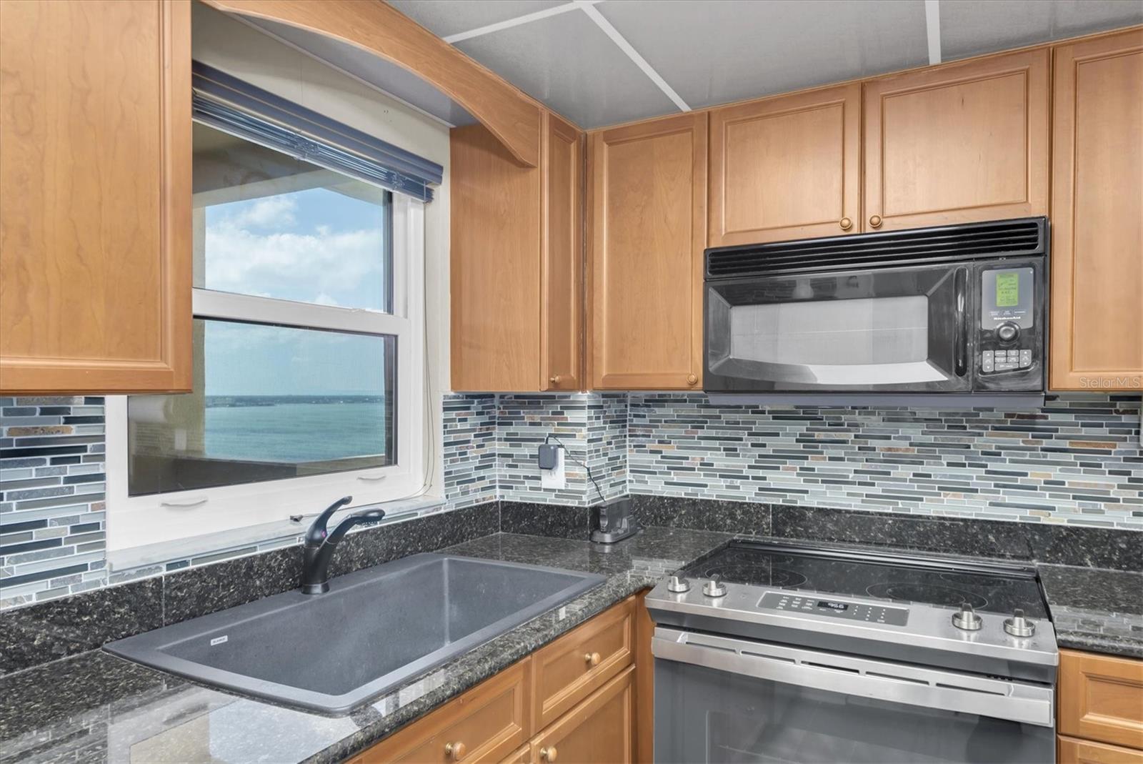 Image 12 of 36 For 1270 Gulf Boulevard 1904
