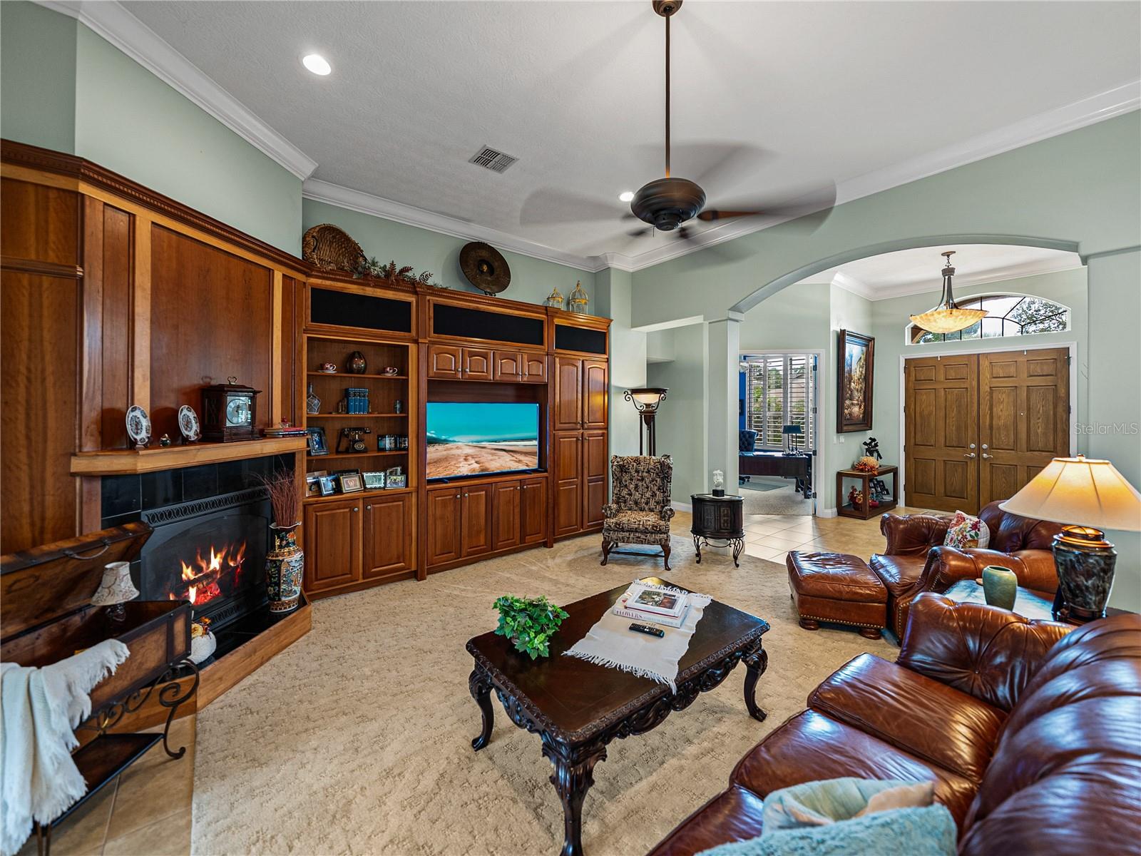 Listing photo id 9 for 11972 Riverhaven Drive