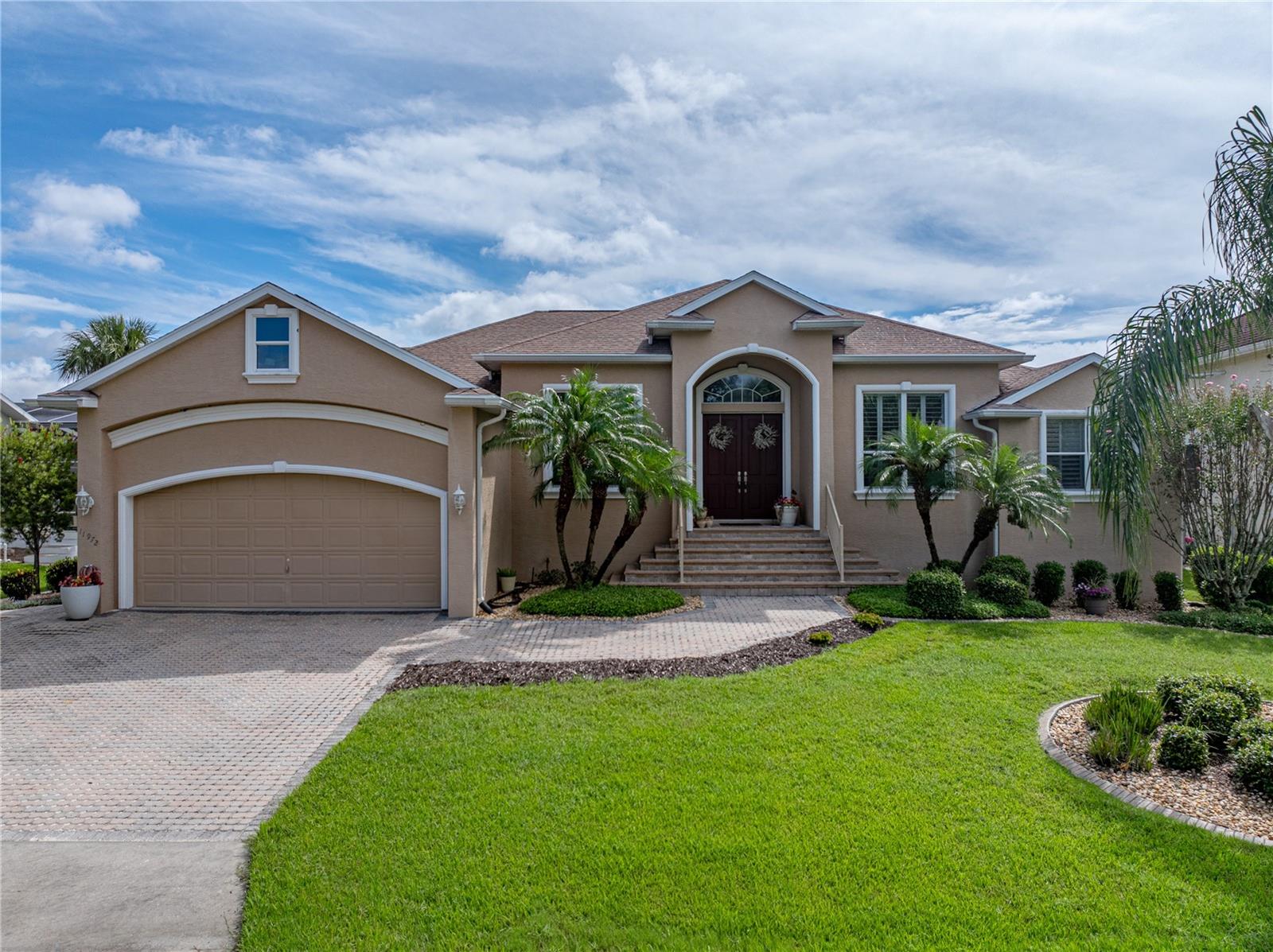 Listing photo id 0 for 11972 Riverhaven Drive