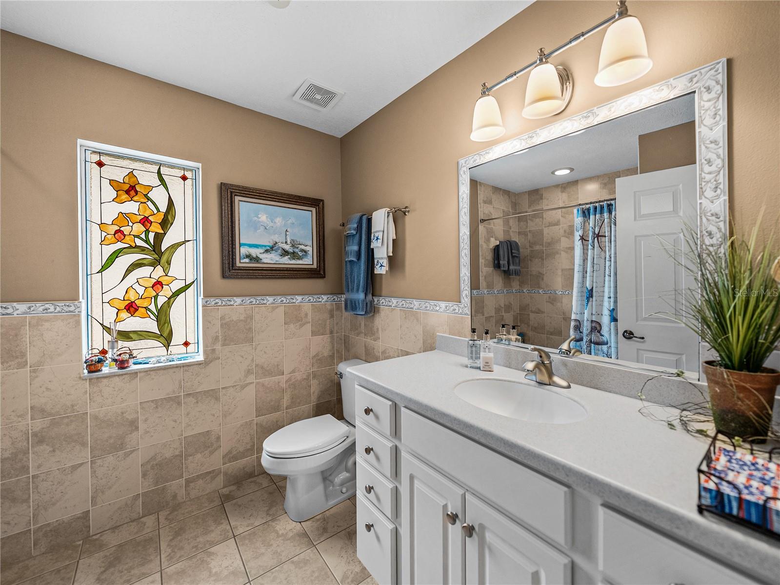 Listing photo id 27 for 11972 Riverhaven Drive