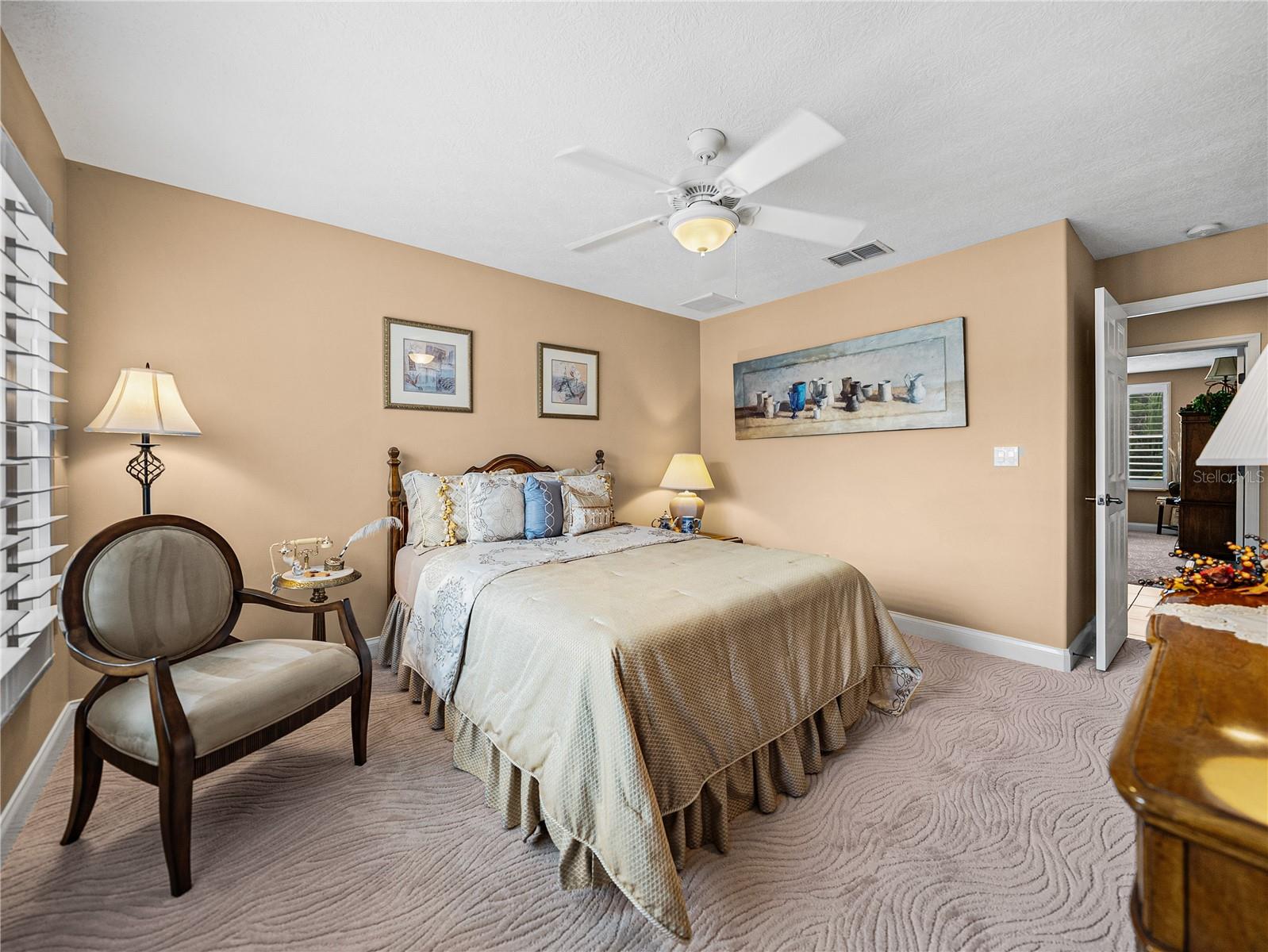 Listing photo id 29 for 11972 Riverhaven Drive
