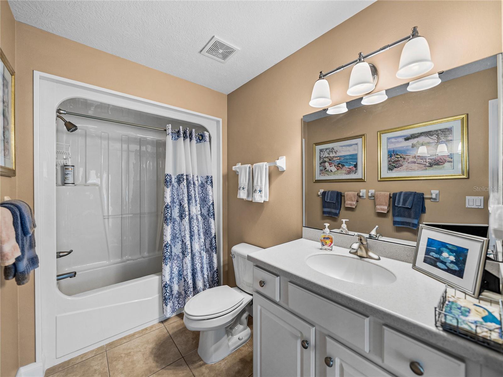 Listing photo id 32 for 11972 Riverhaven Drive