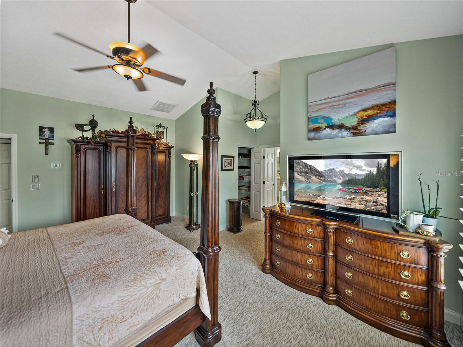 Listing photo id 39 for 11972 Riverhaven Drive