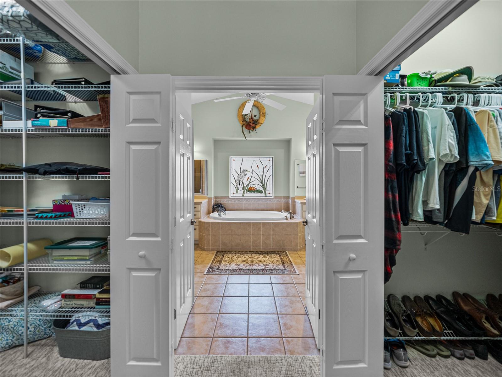 Listing photo id 45 for 11972 Riverhaven Drive