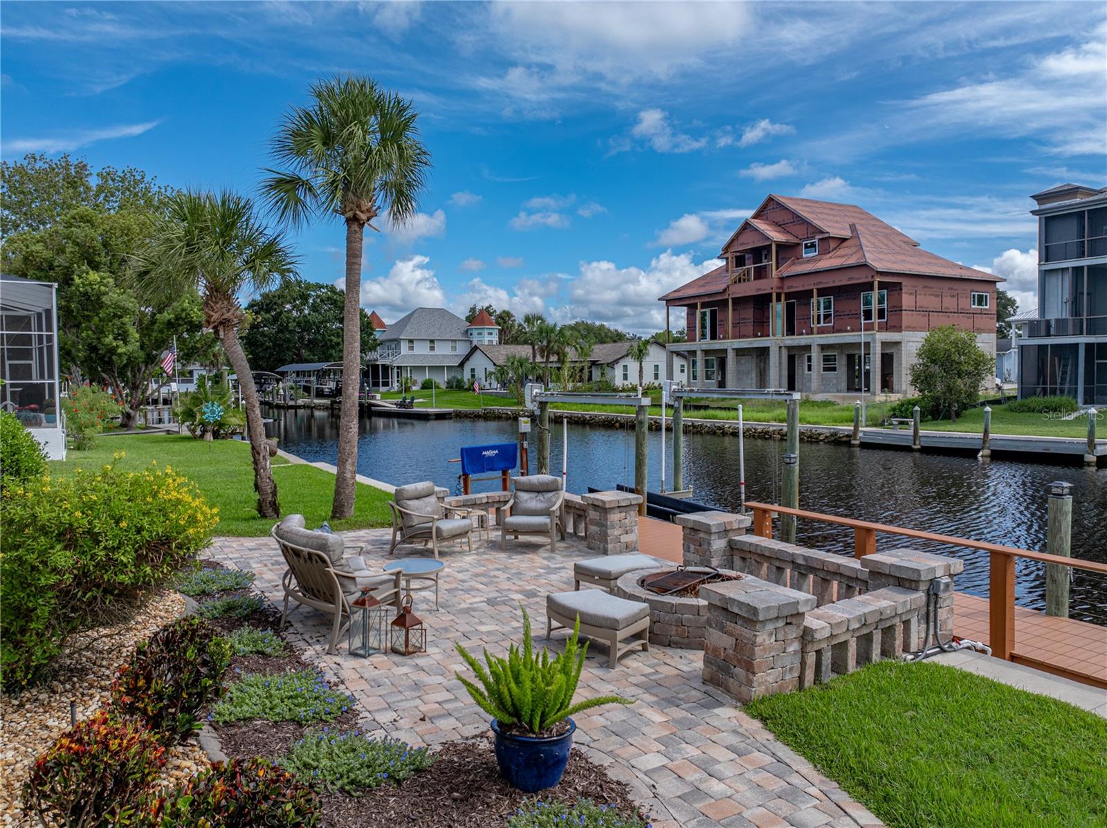 Listing photo id 60 for 11972 Riverhaven Drive