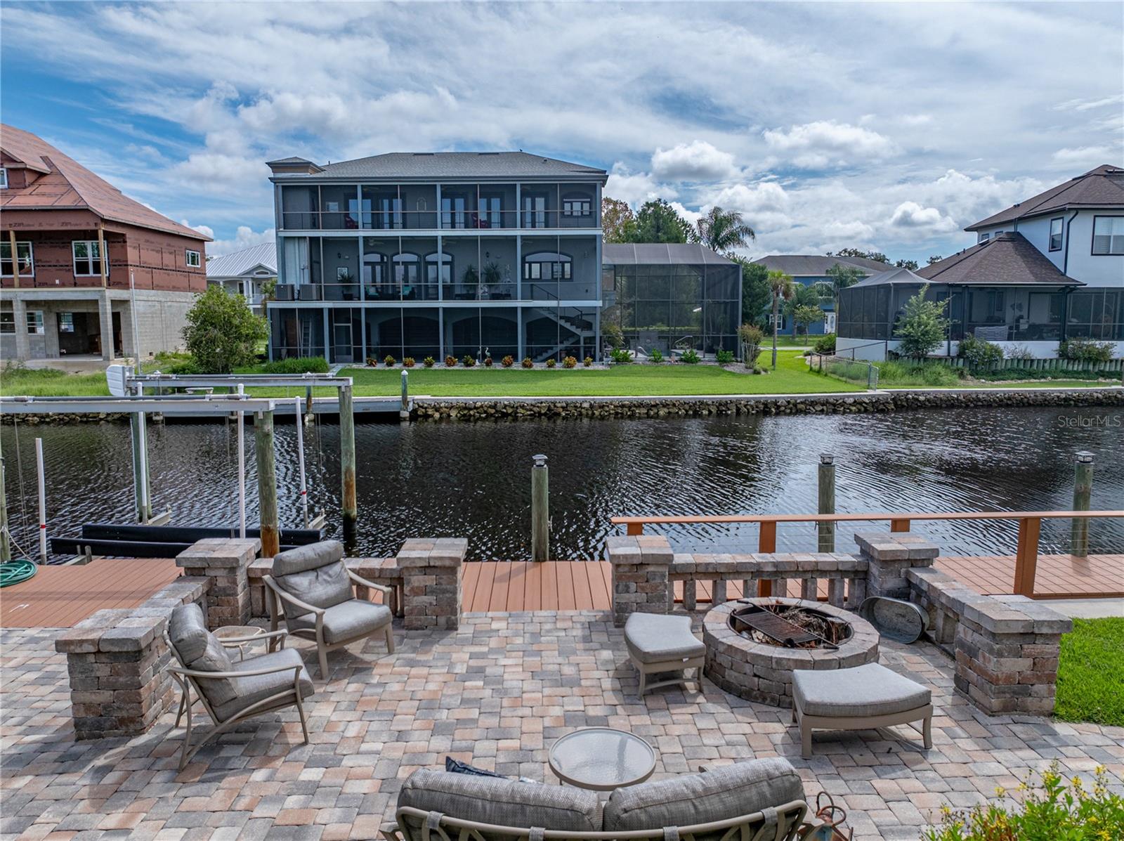 Listing photo id 62 for 11972 Riverhaven Drive
