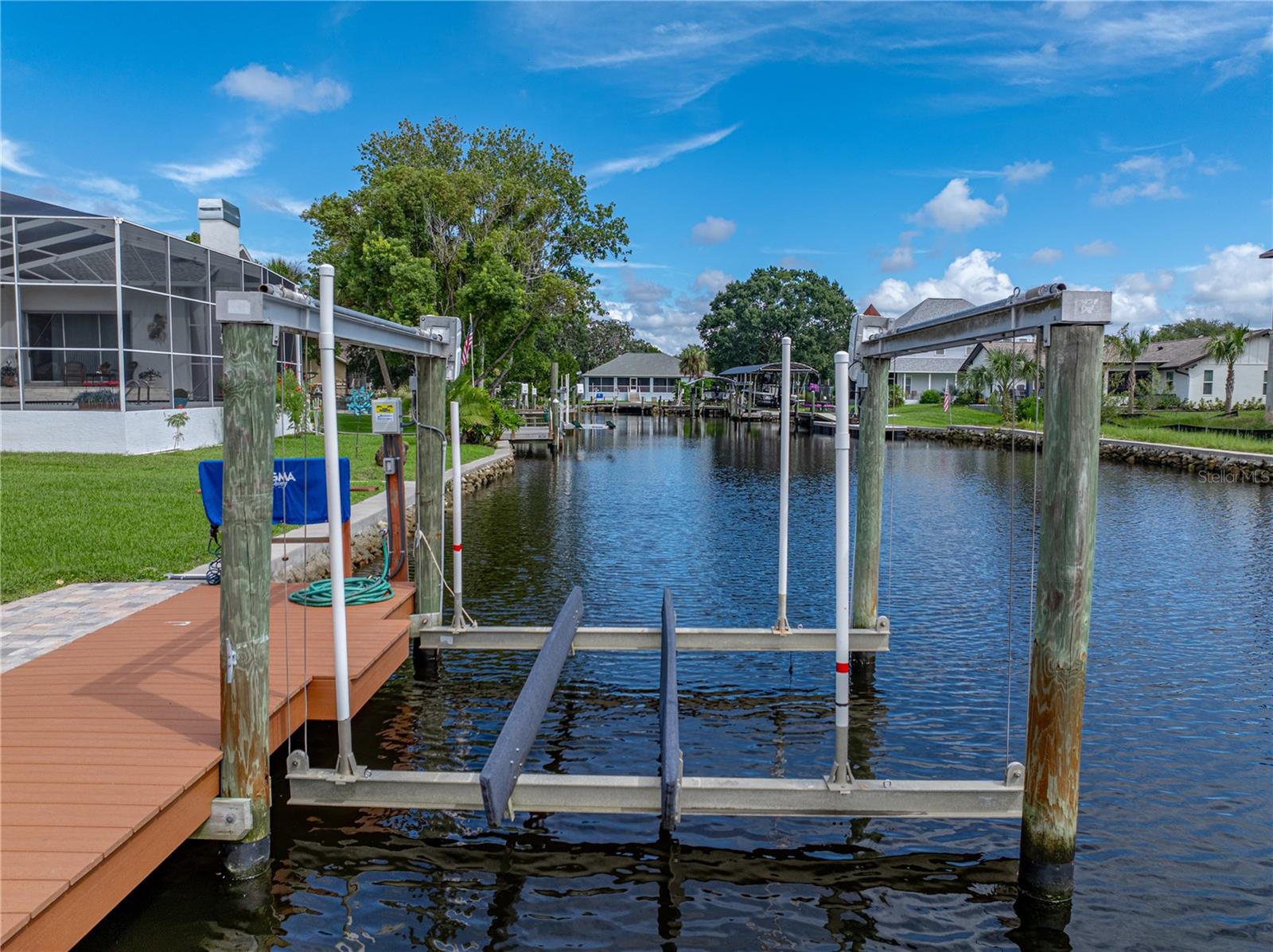 Listing photo id 67 for 11972 Riverhaven Drive