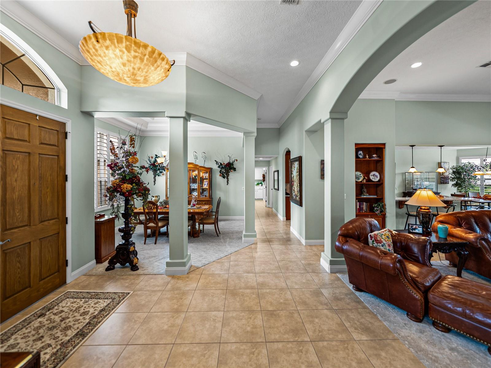 Listing photo id 5 for 11972 Riverhaven Drive