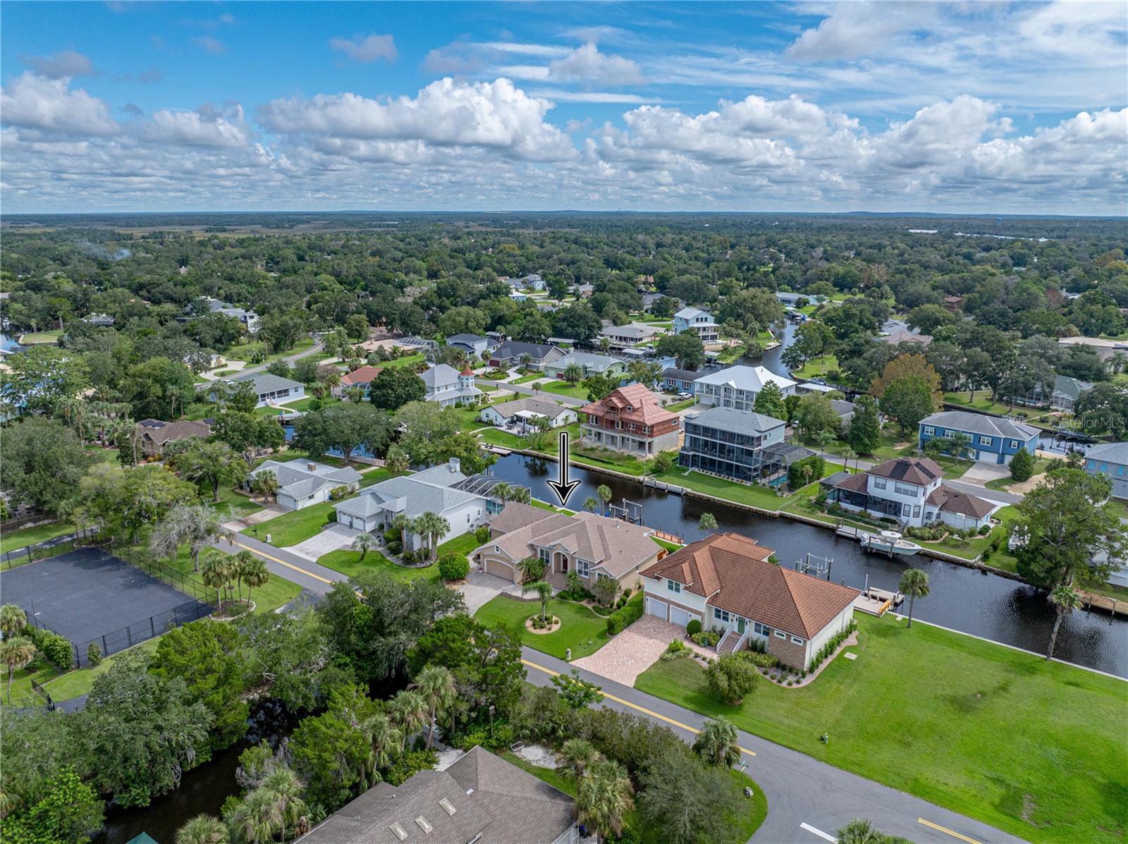 Listing photo id 76 for 11972 Riverhaven Drive