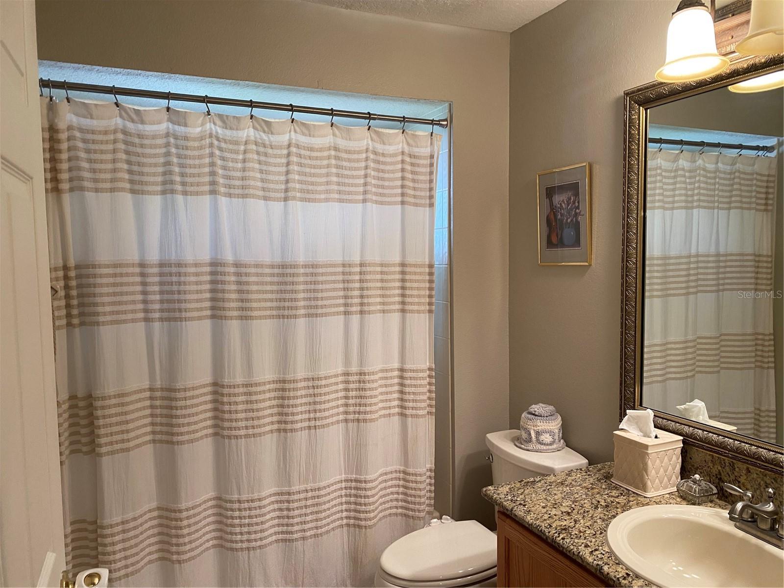 Image 17 of 39 For 5542 Avenue Du Soleil