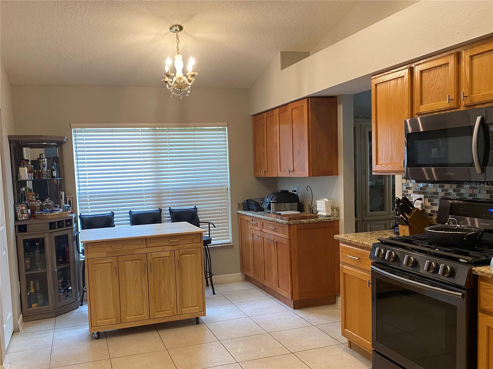 Image 9 of 39 For 5542 Avenue Du Soleil