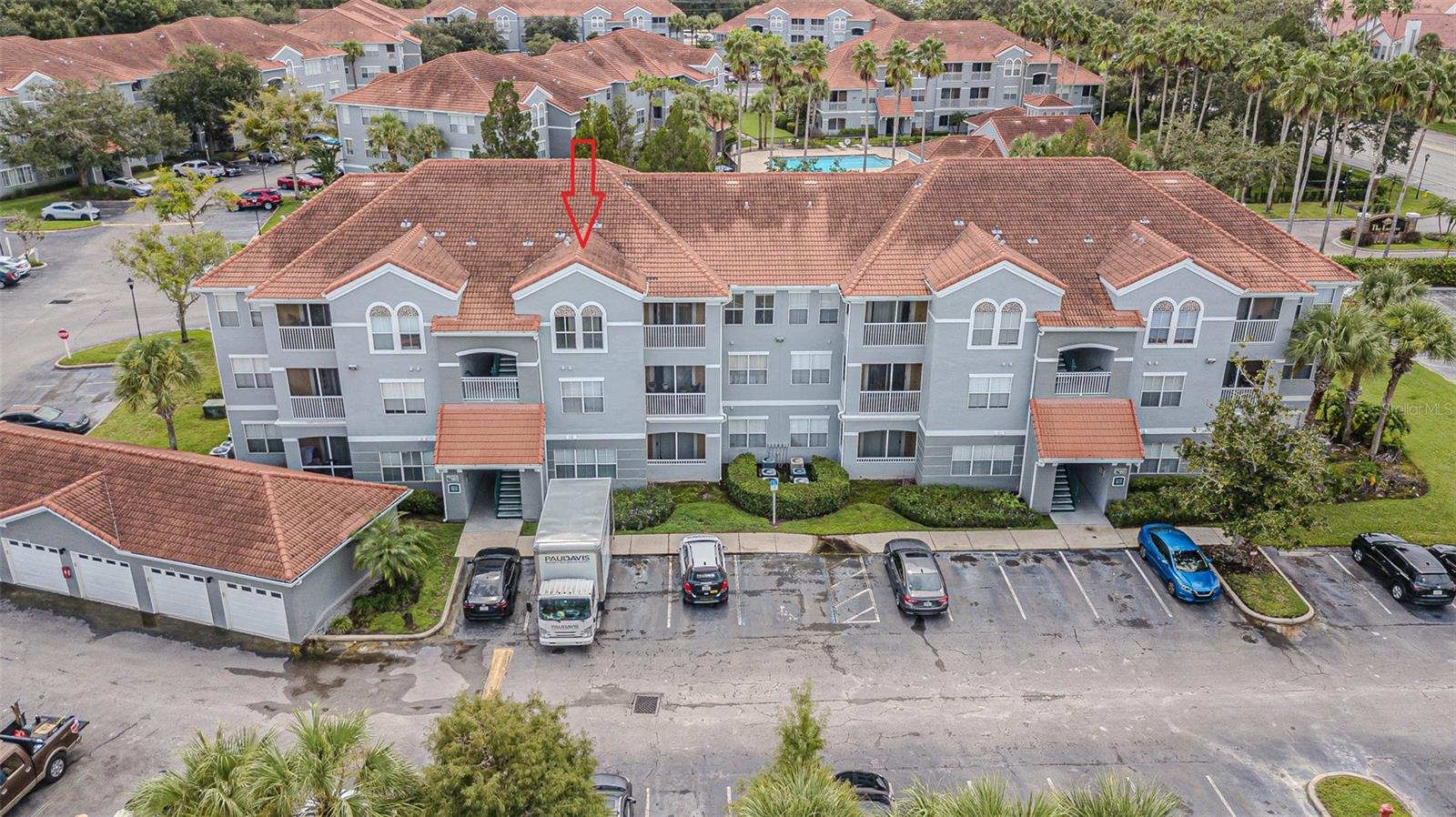 Image 3 of 27 For 18001 Richmond Place Drive 733
