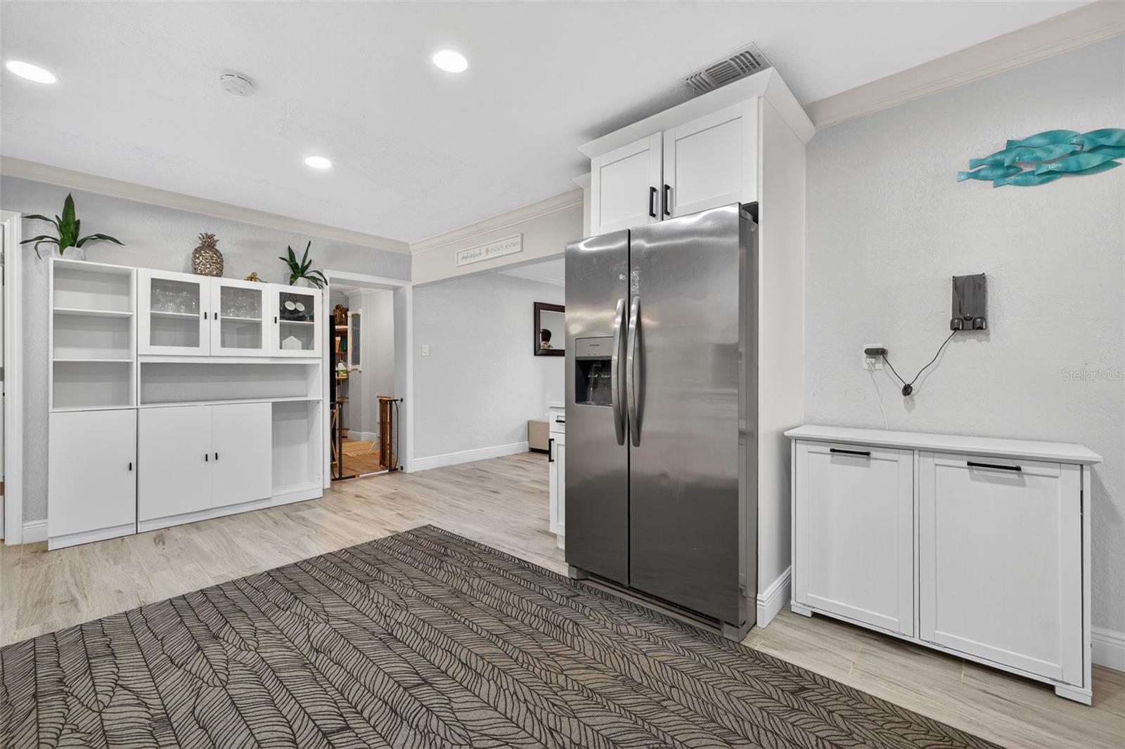 Image 10 of 36 For 8640 Gardenia Drive