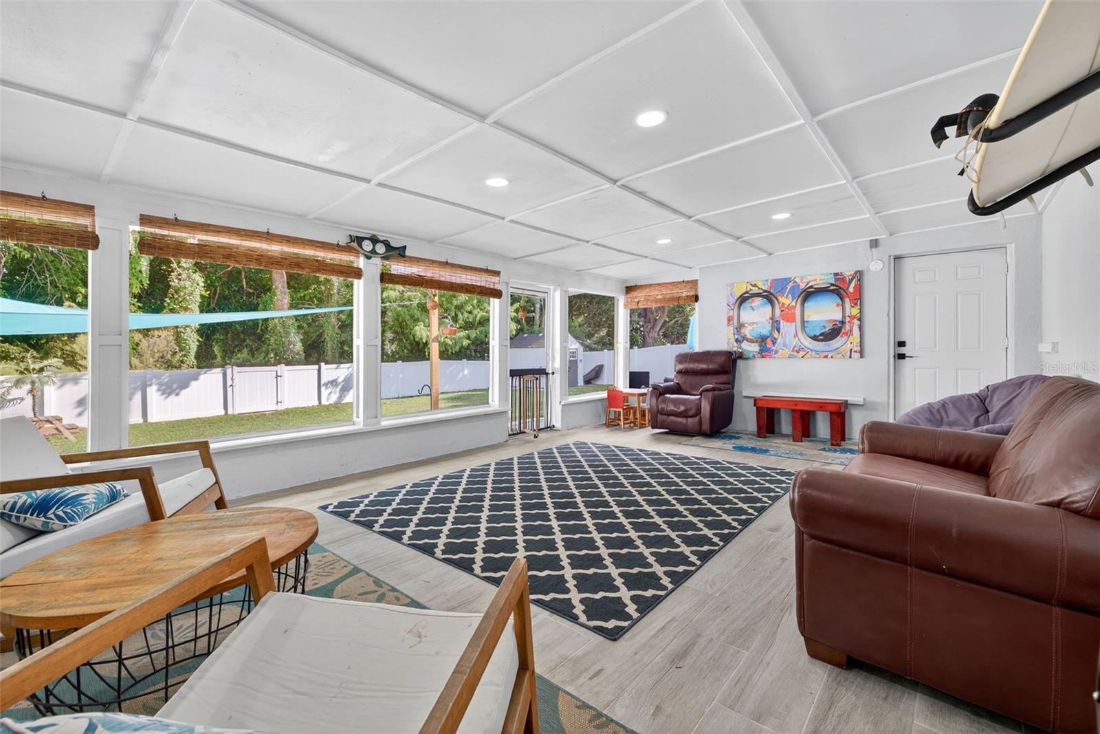 Image 26 of 36 For 8640 Gardenia Drive