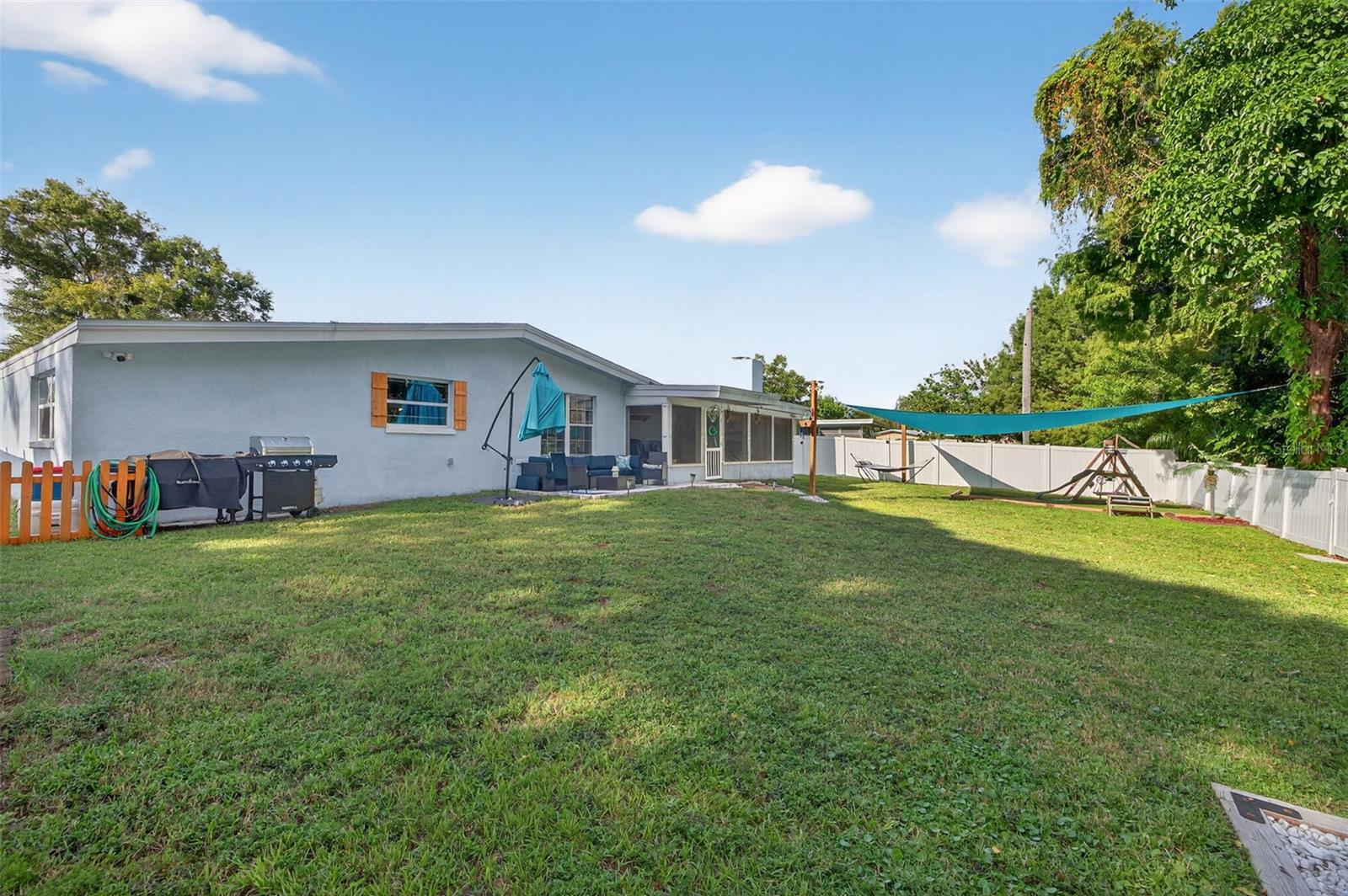 Image 27 of 36 For 8640 Gardenia Drive