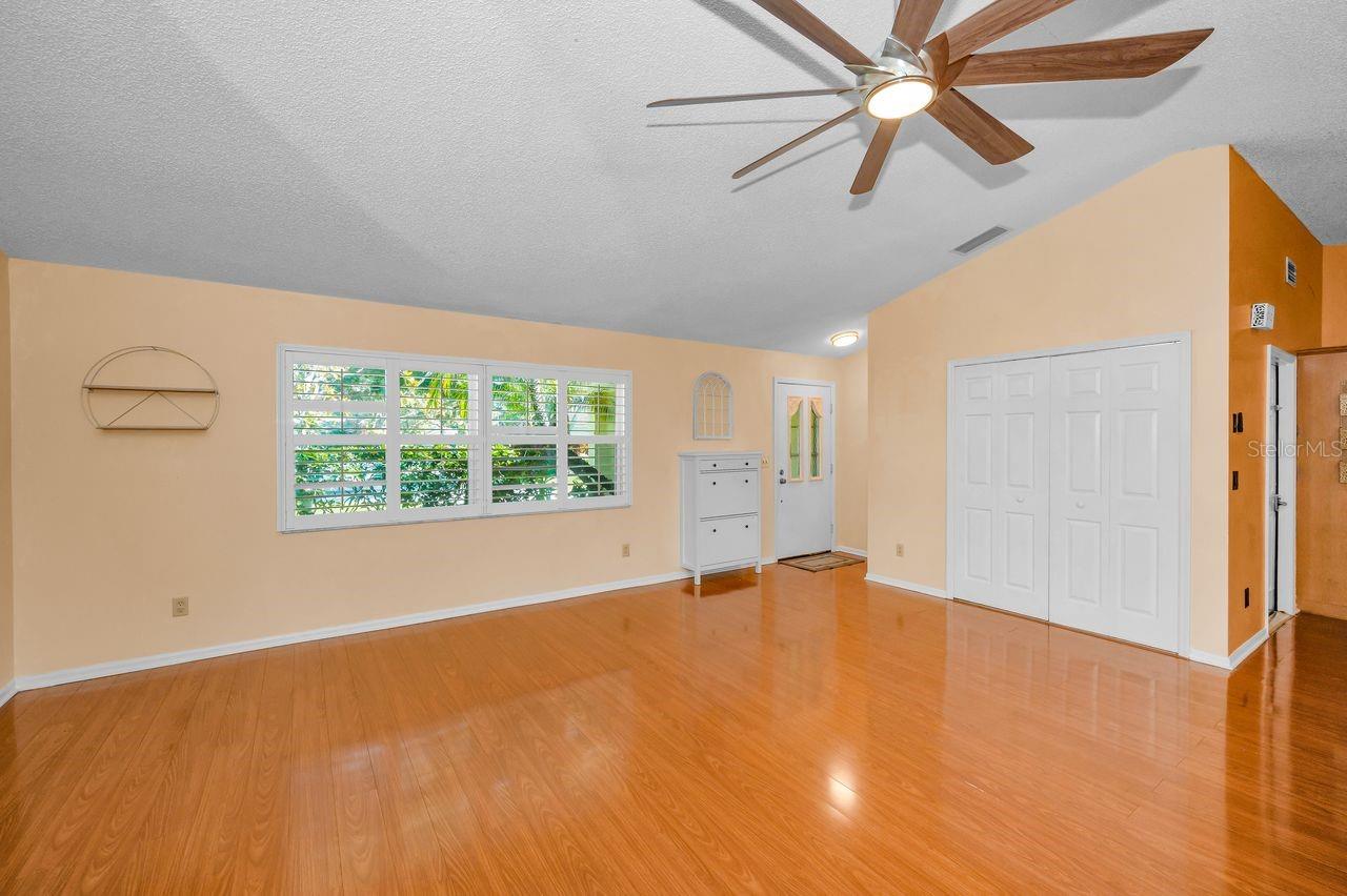 Image 10 of 48 For 8840 Magnolia Place