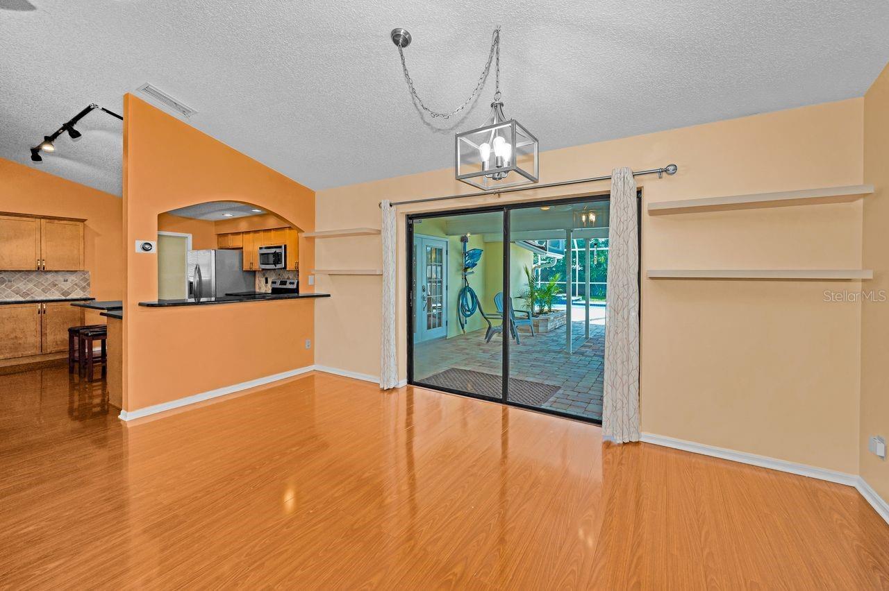 Image 15 of 48 For 8840 Magnolia Place