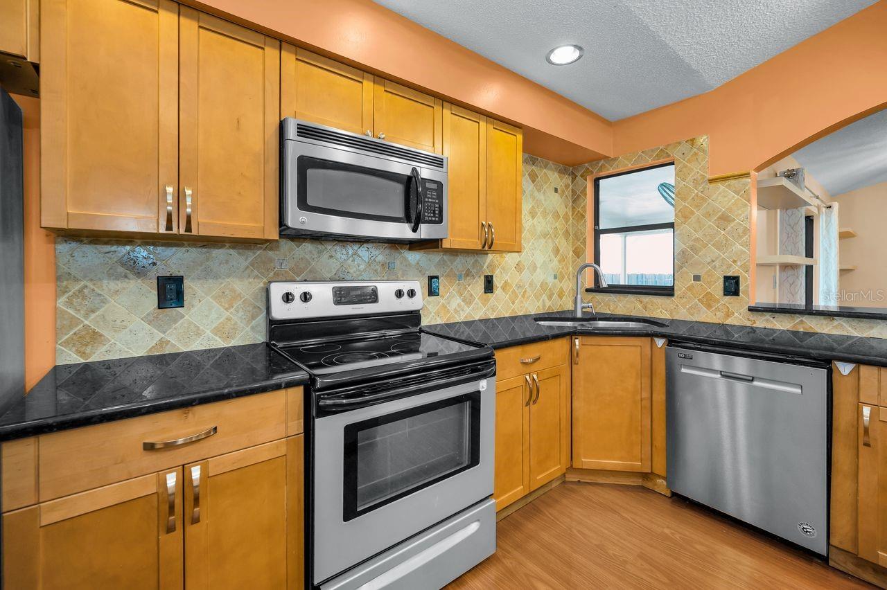 Image 19 of 48 For 8840 Magnolia Place