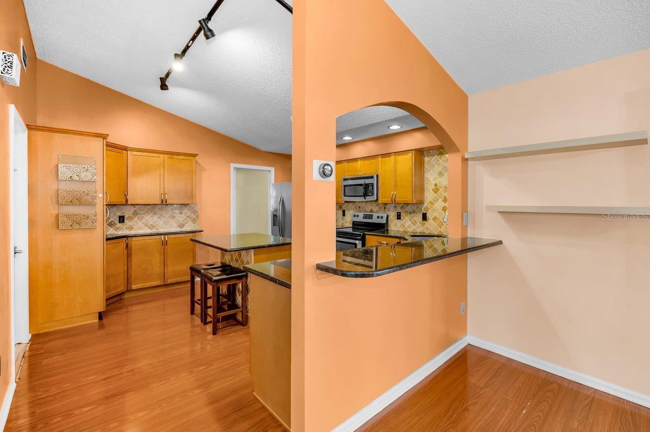 Image 22 of 48 For 8840 Magnolia Place