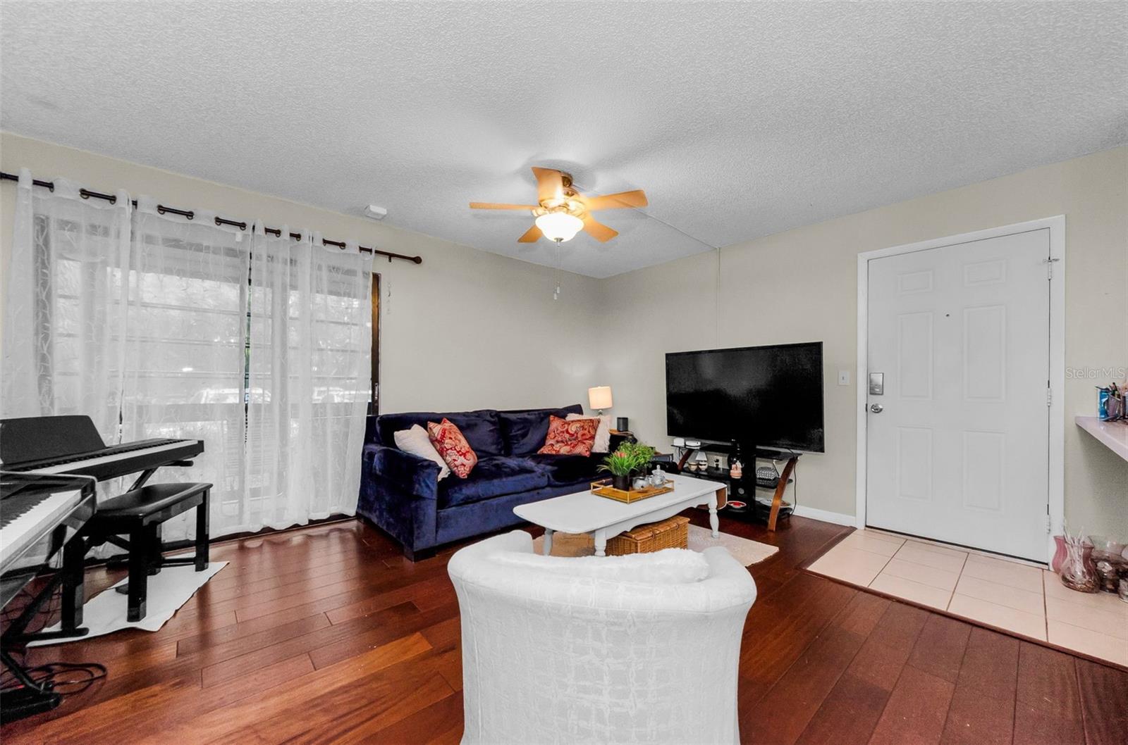 Image 7 of 48 For 3295 Fox Chase Circle N 104