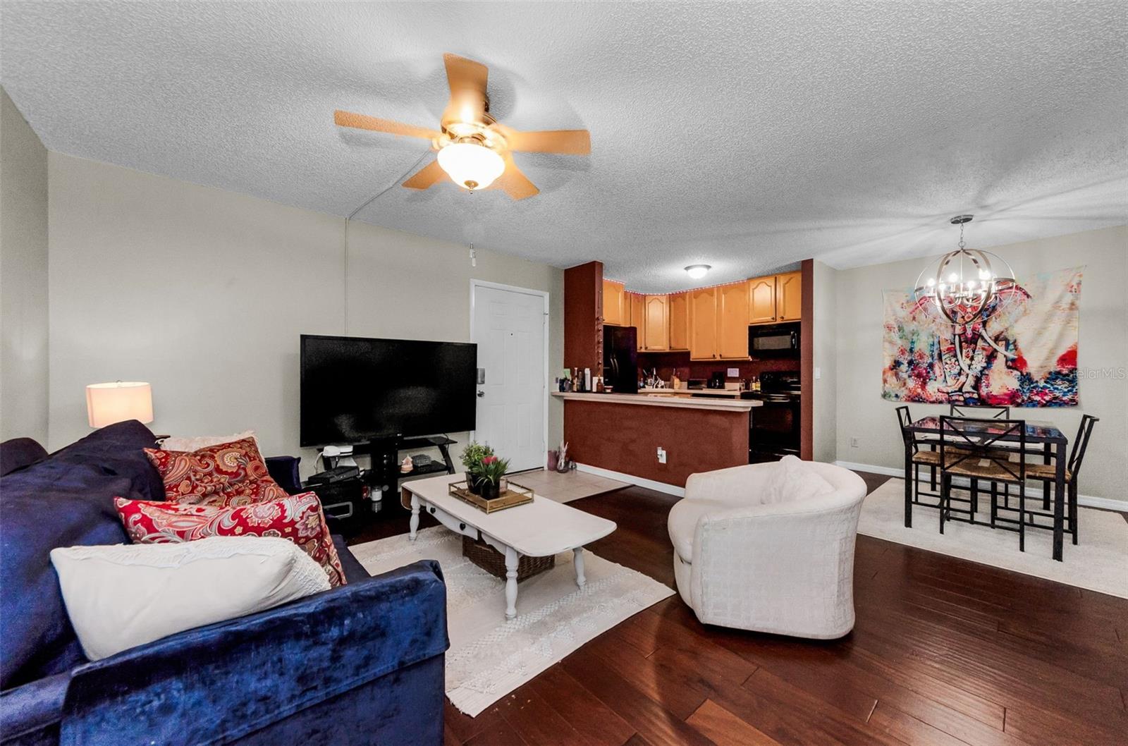 Image 8 of 48 For 3295 Fox Chase Circle N 104