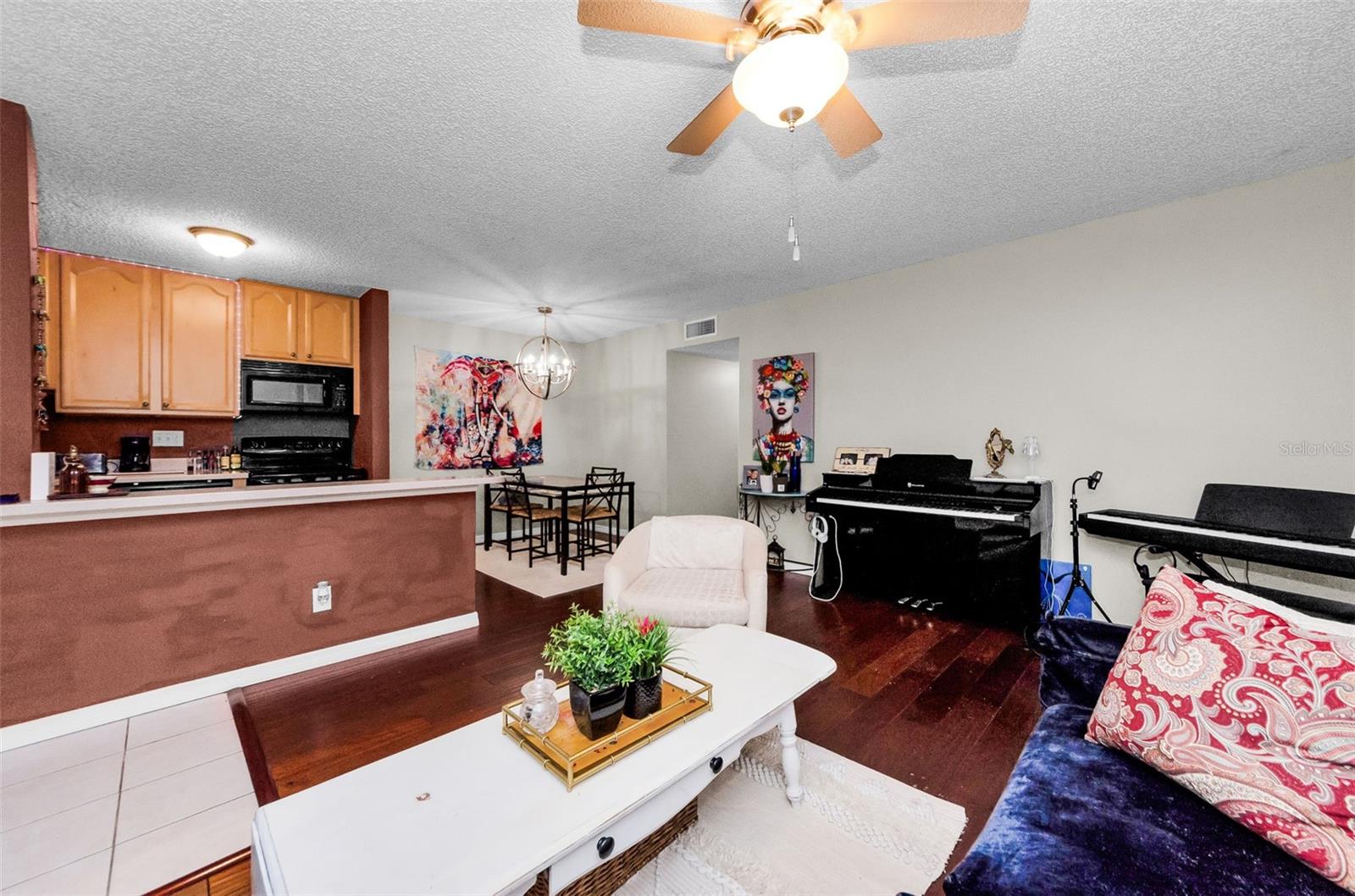 Image 9 of 48 For 3295 Fox Chase Circle N 104