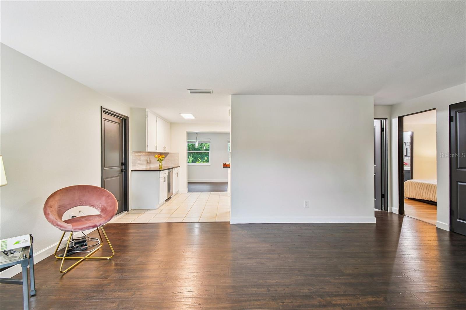 Image 11 of 42 For 8318 118th Street