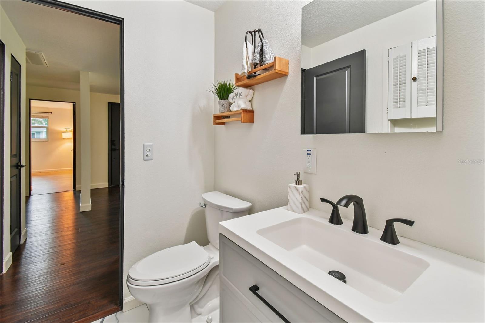 Image 26 of 42 For 8318 118th Street