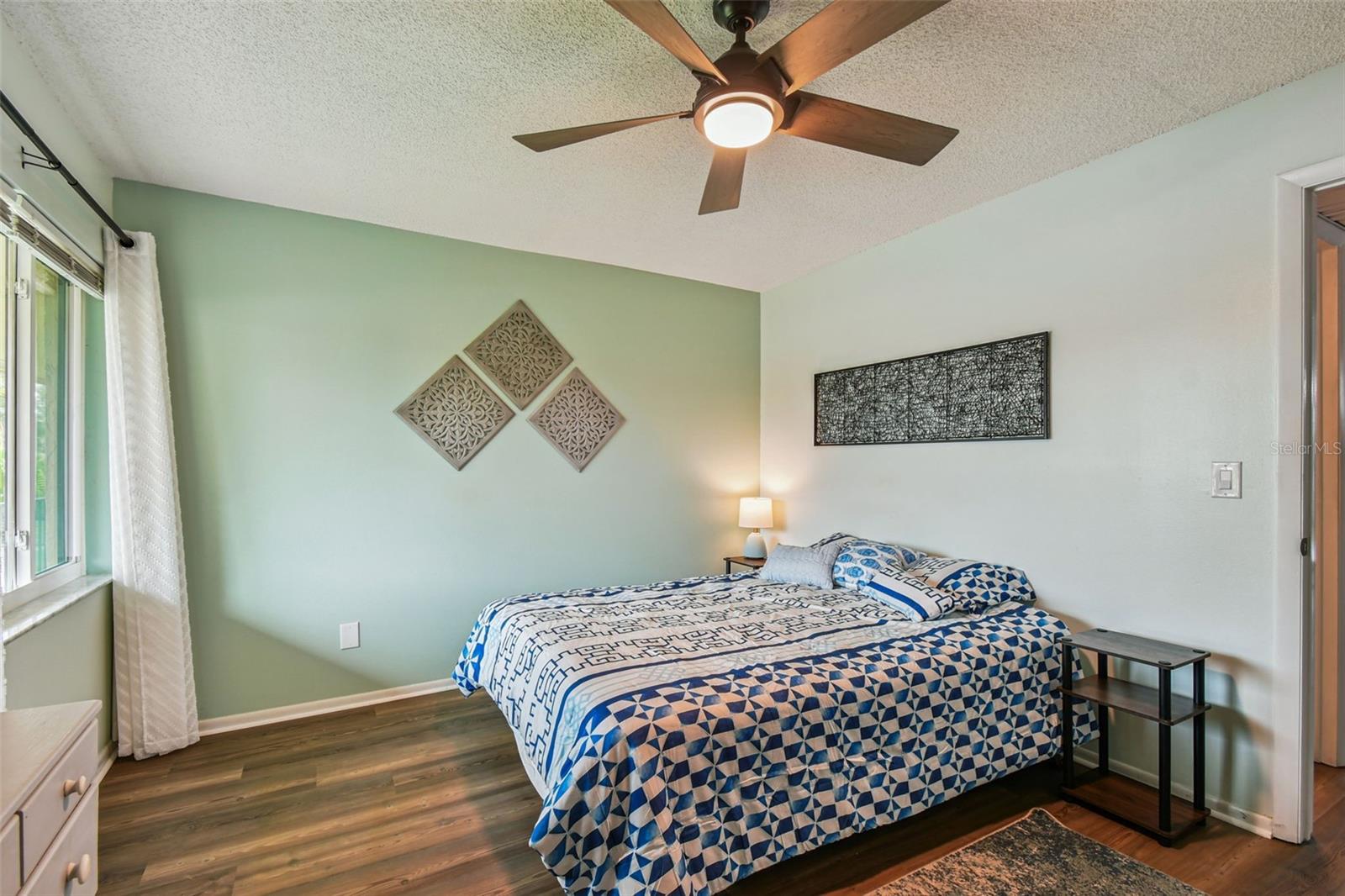 Image 15 of 30 For 12300 Vonn Rd  2205