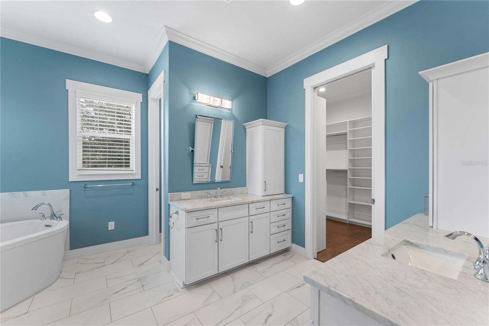 Image 28 of 65 For 3611 Royal Palm Circle