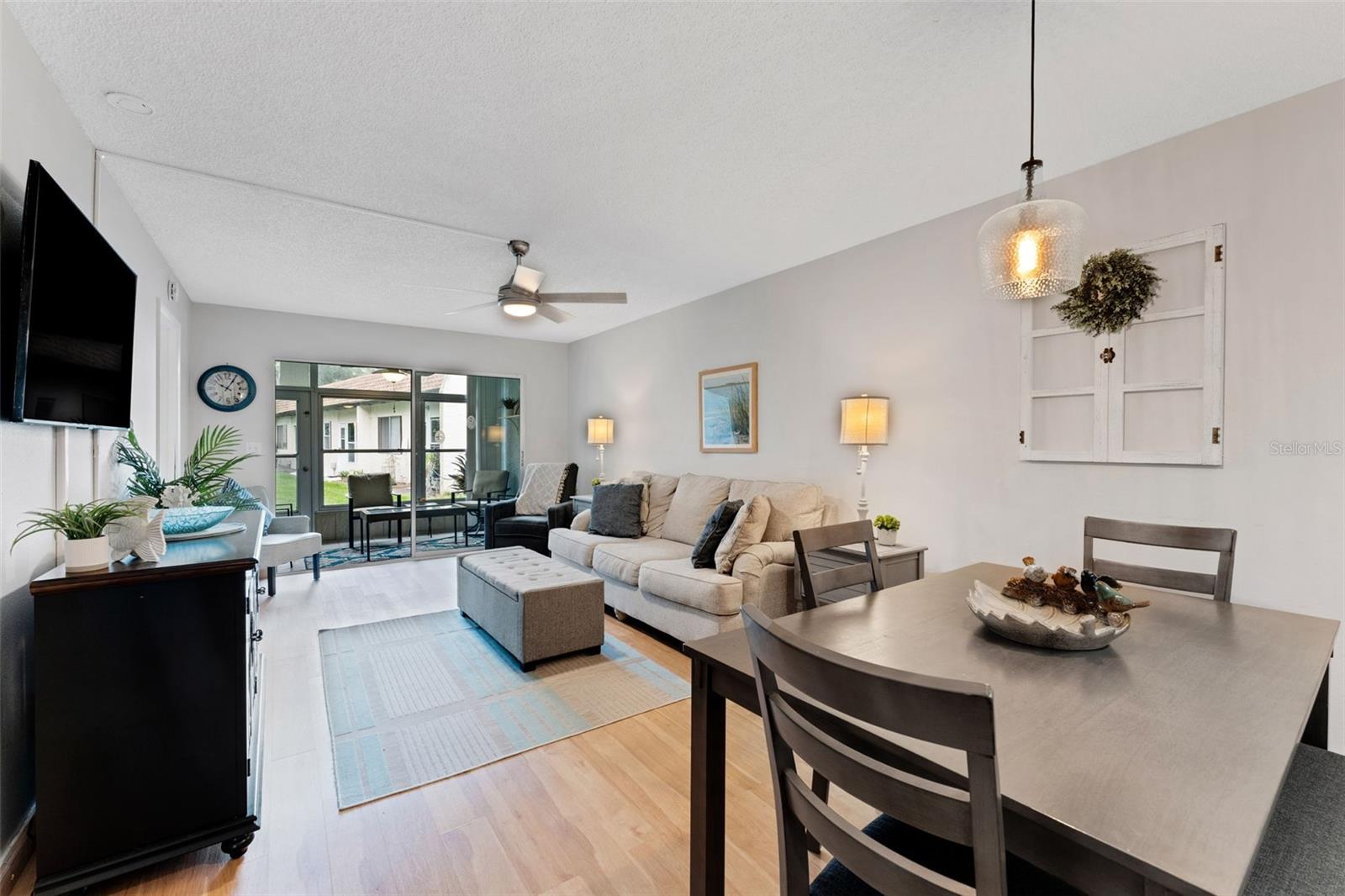 Image 2 of 77 For 3140 Highlands Boulevard F