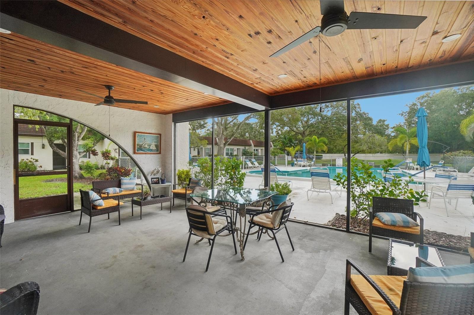 Image 43 of 77 For 3140 Highlands Boulevard F
