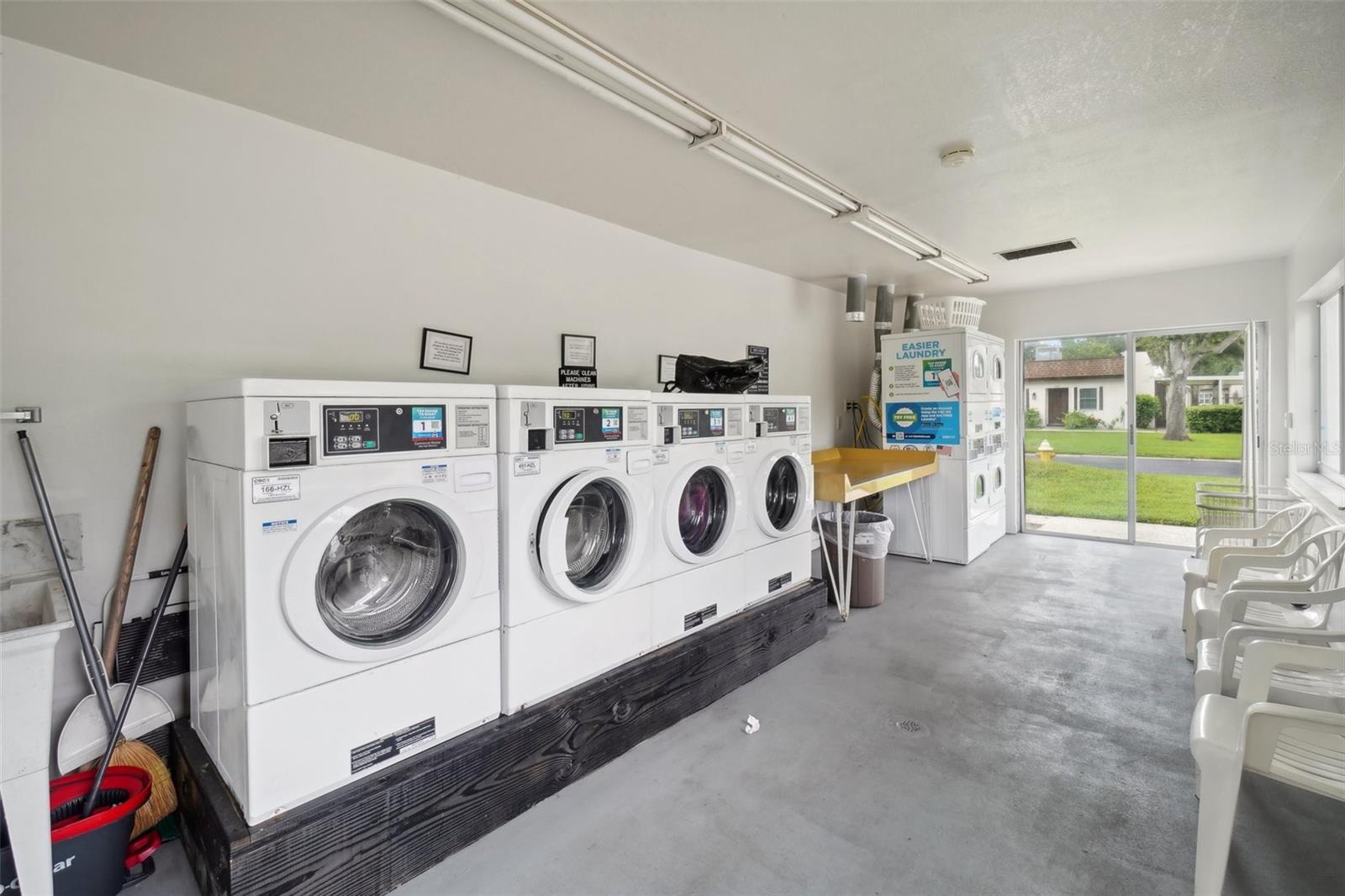 Image 47 of 77 For 3140 Highlands Boulevard F