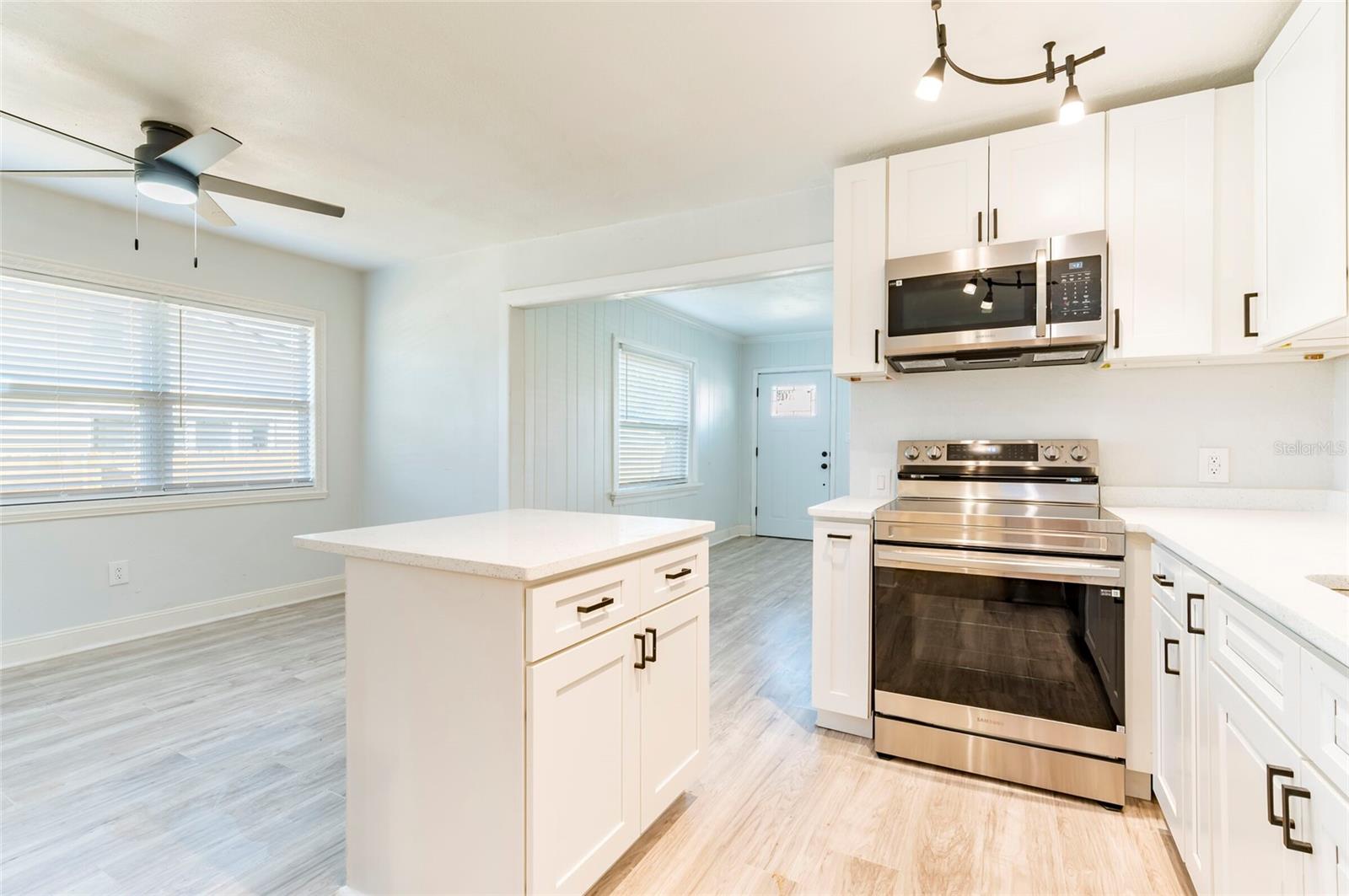 Image 6 of 15 For 6342 66th Lane N