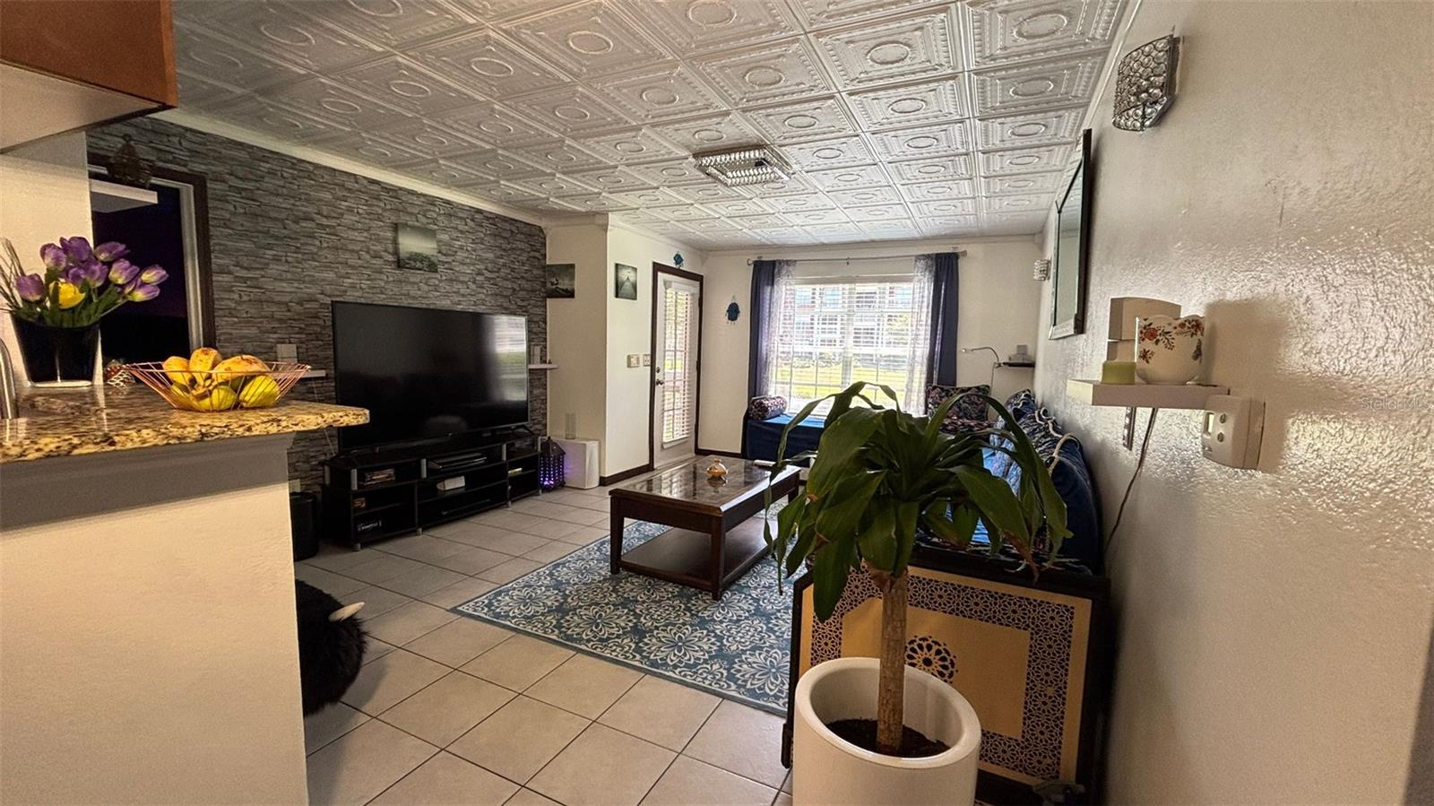 Image 11 of 25 For 10200 Gandy Boulevard N 515(furnis