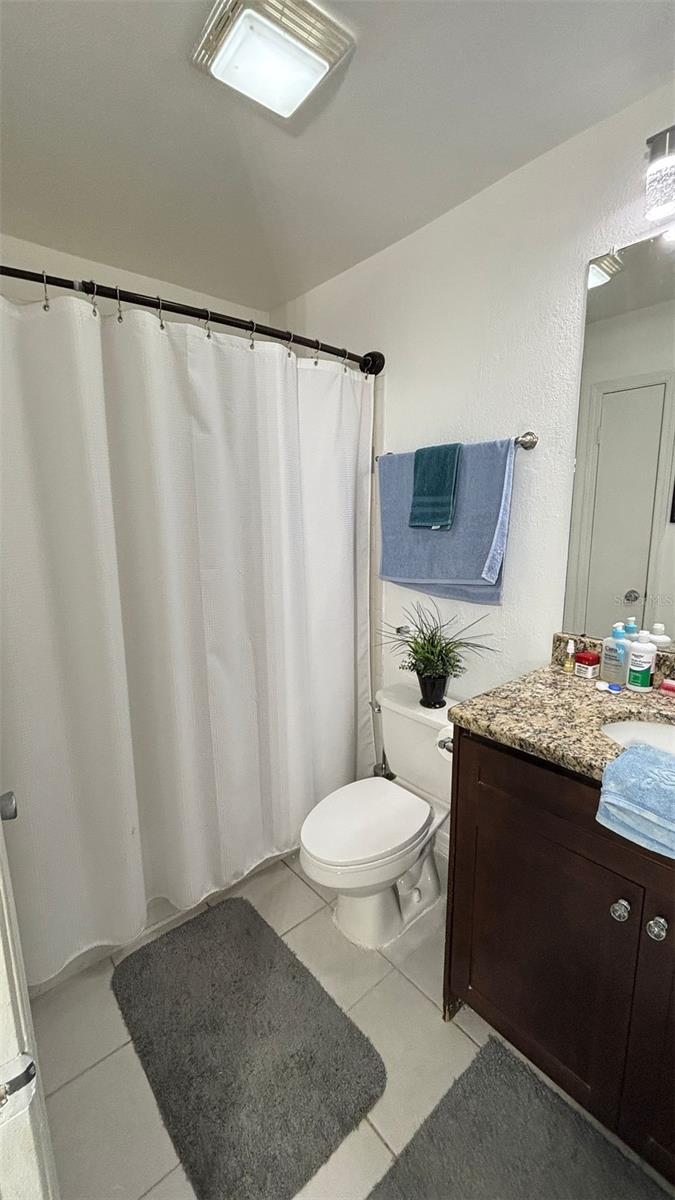Image 18 of 25 For 10200 Gandy Boulevard N 515(furnis