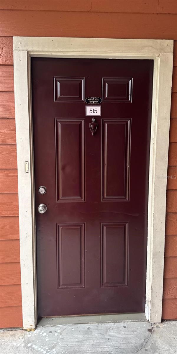 Image 3 of 25 For 10200 Gandy Boulevard N 515(furnis