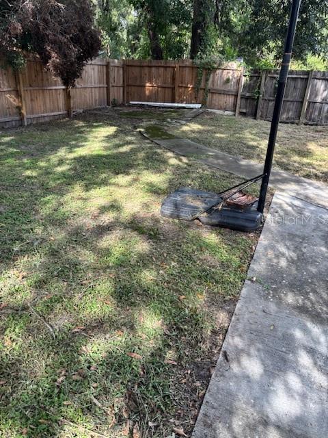 Image 17 of 26 For 3812 Lakeshore Drive