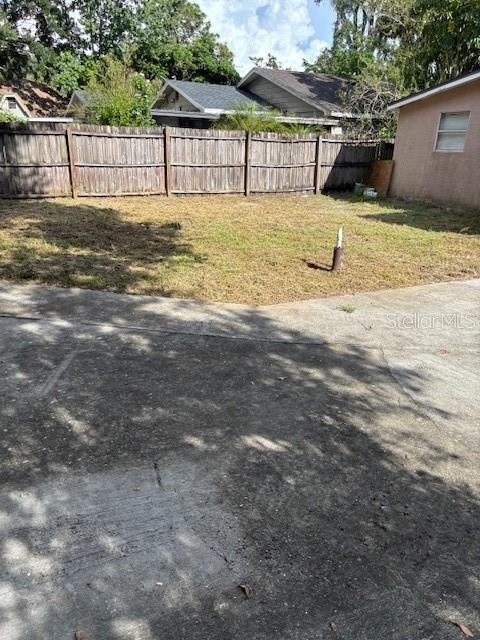 Image 18 of 26 For 3812 Lakeshore Drive