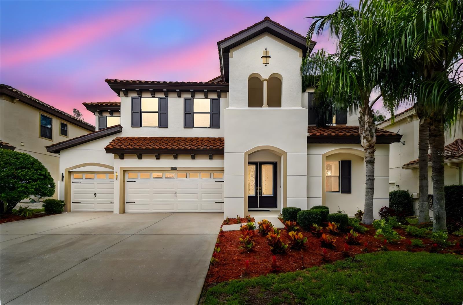 Listing photo id 0 for 2713 Calvano Drive