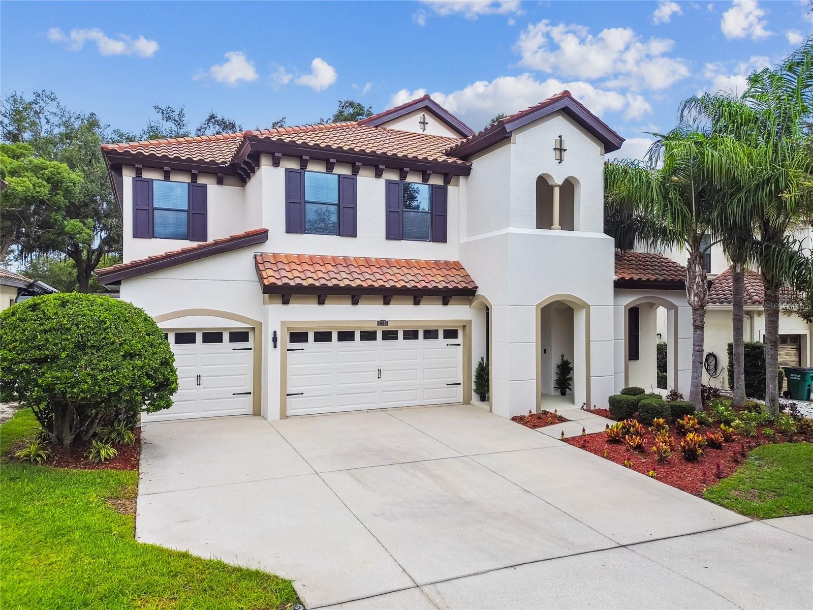 Listing photo id 1 for 2713 Calvano Drive