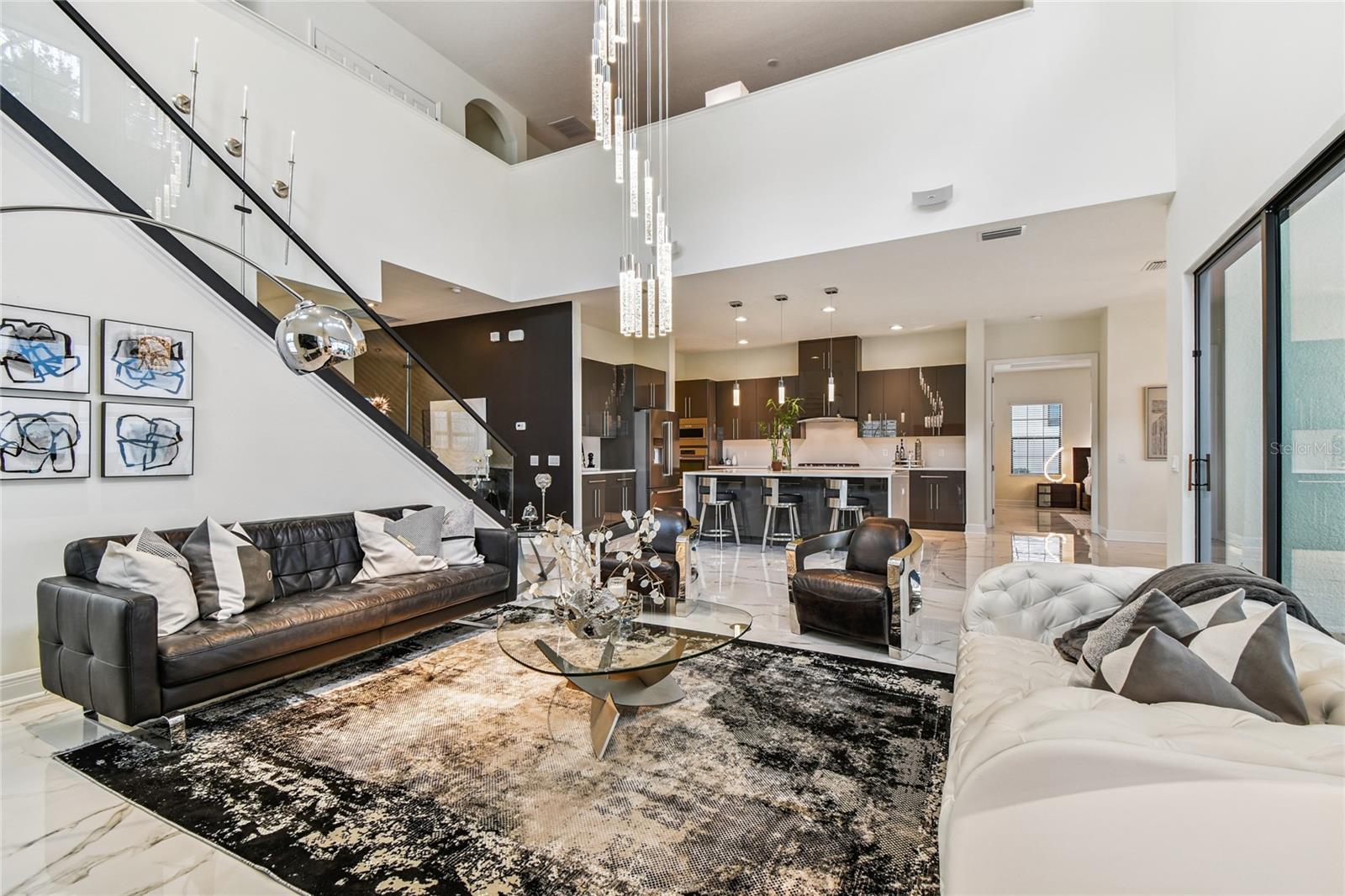 Listing photo id 29 for 2713 Calvano Drive