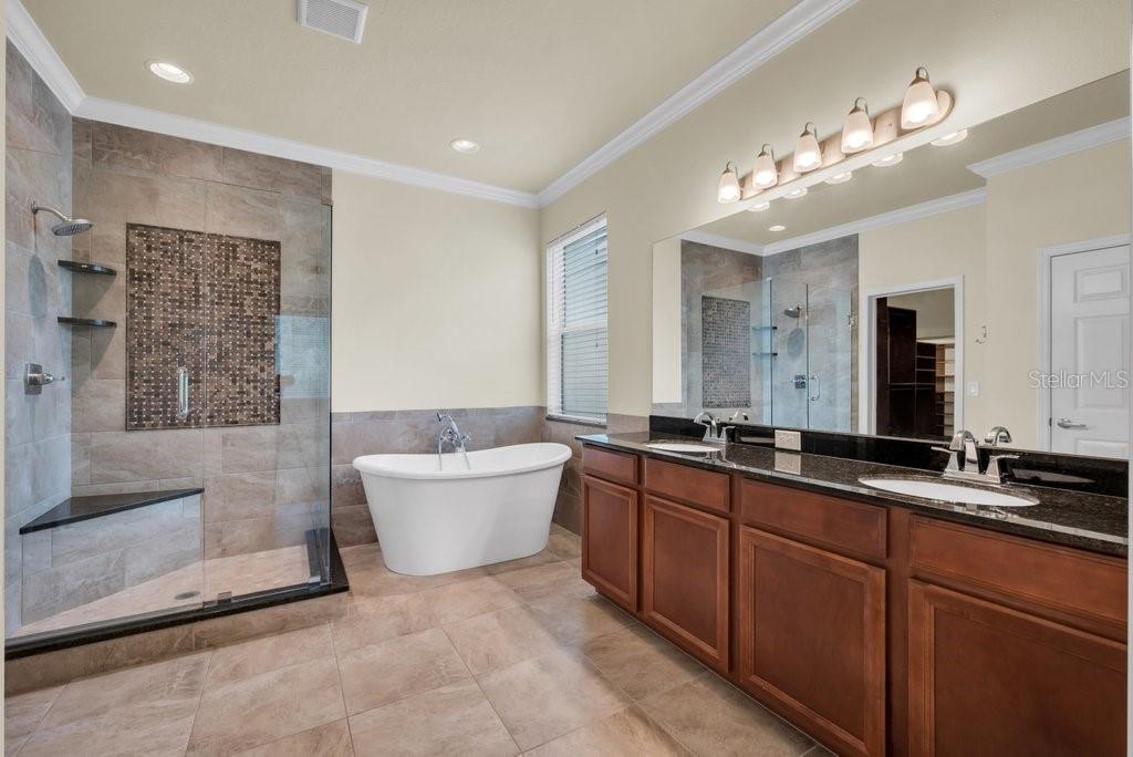 Image 21 of 49 For 11209 Coventry Grove Circle