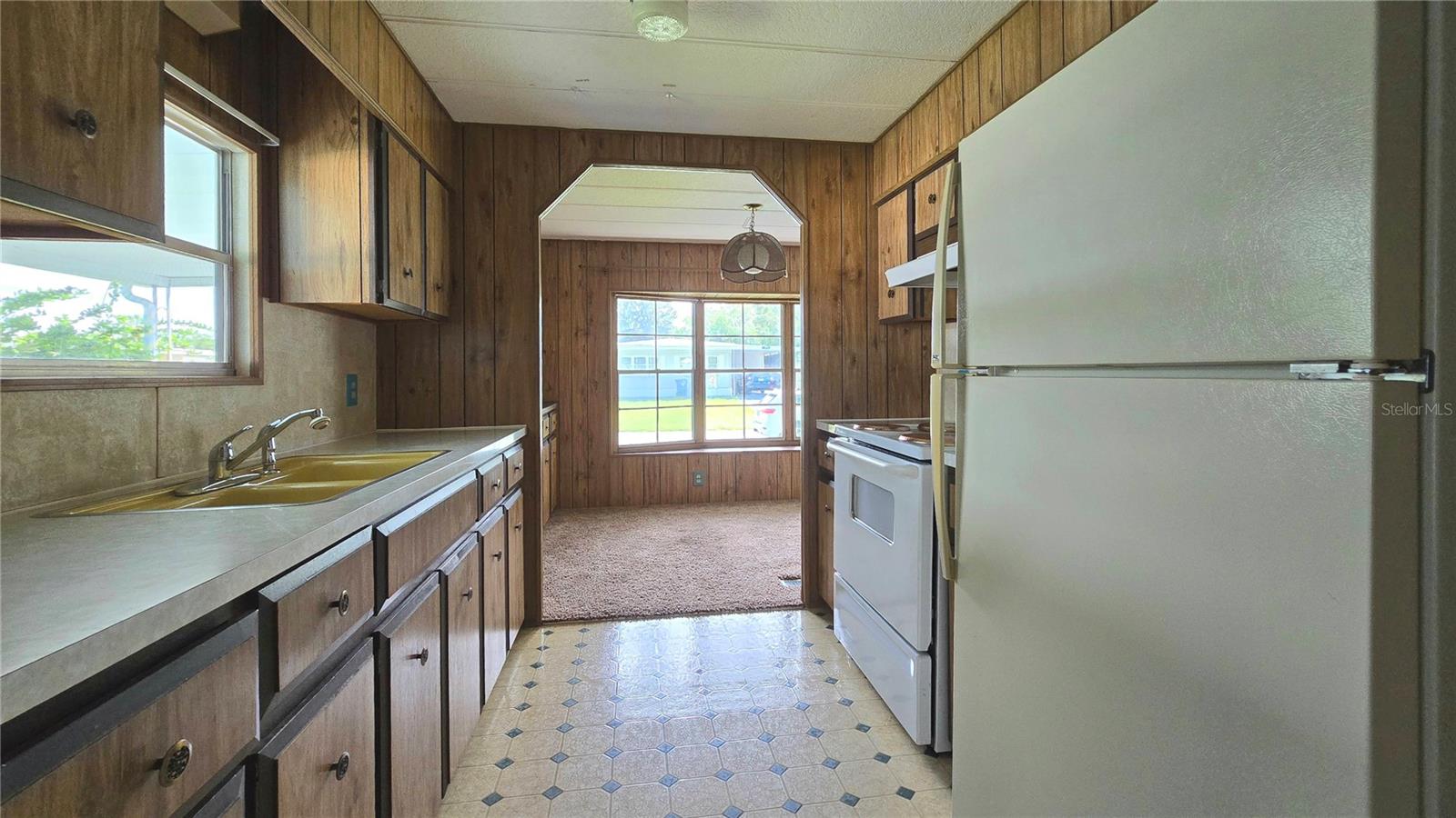 Image 5 of 23 For 7393 Fairlane Avenue