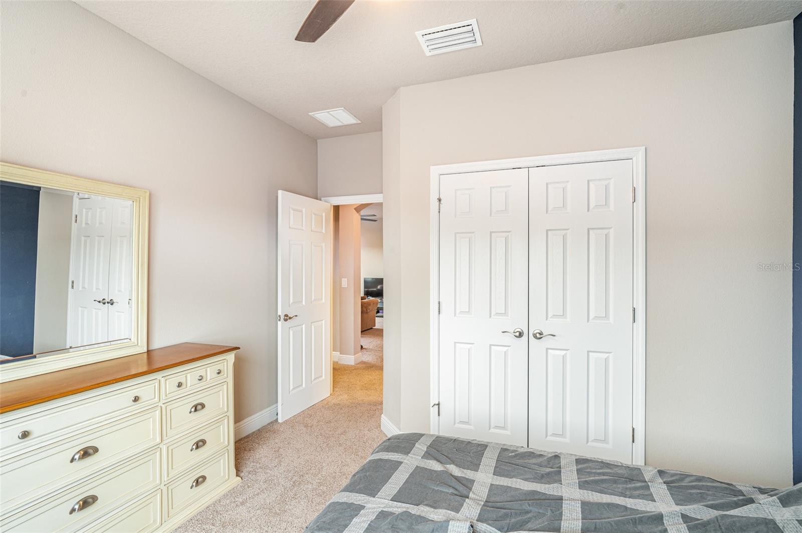 Listing photo id 22 for 6313 Havensport Drive