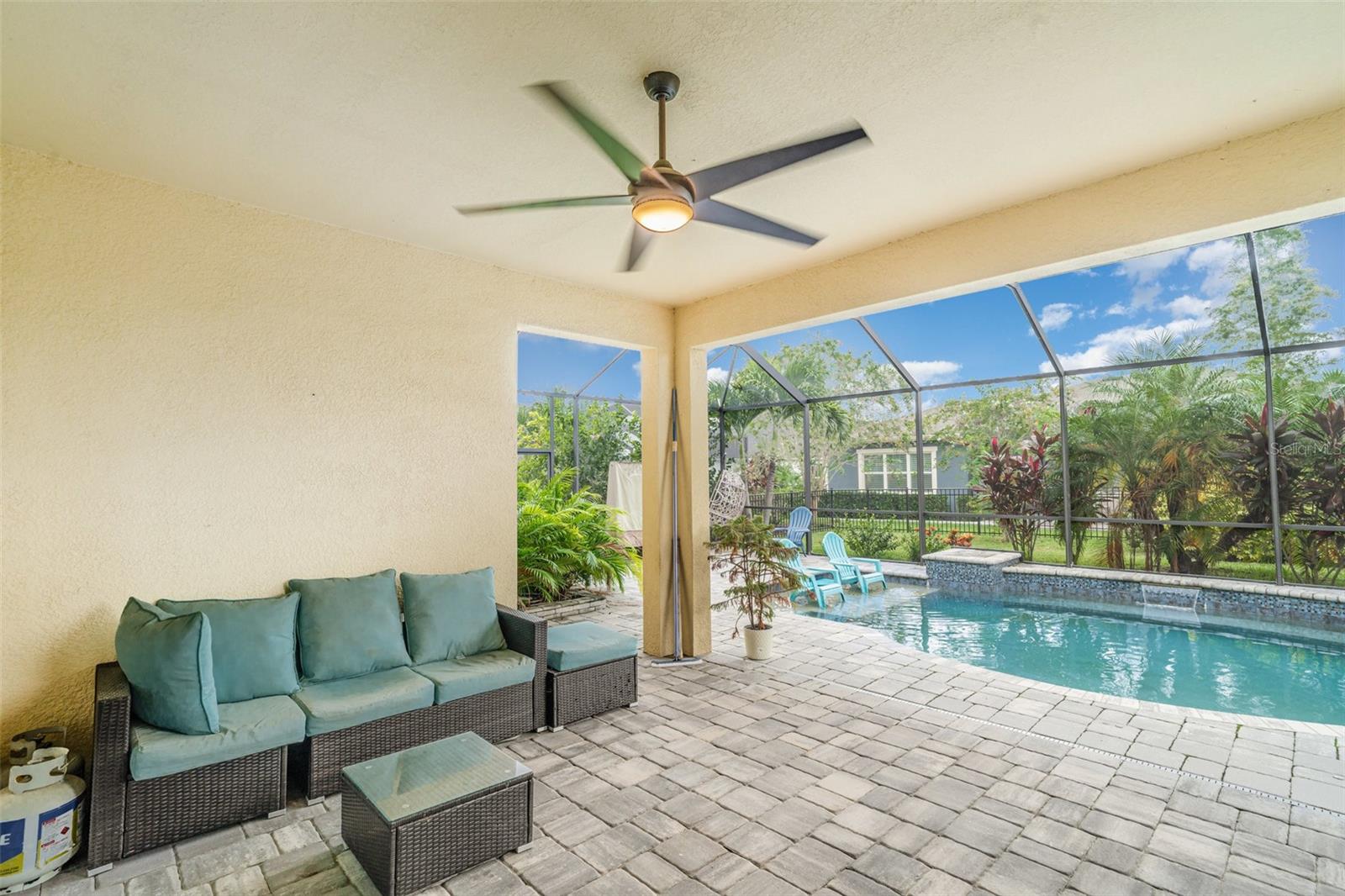 Listing photo id 26 for 6313 Havensport Drive